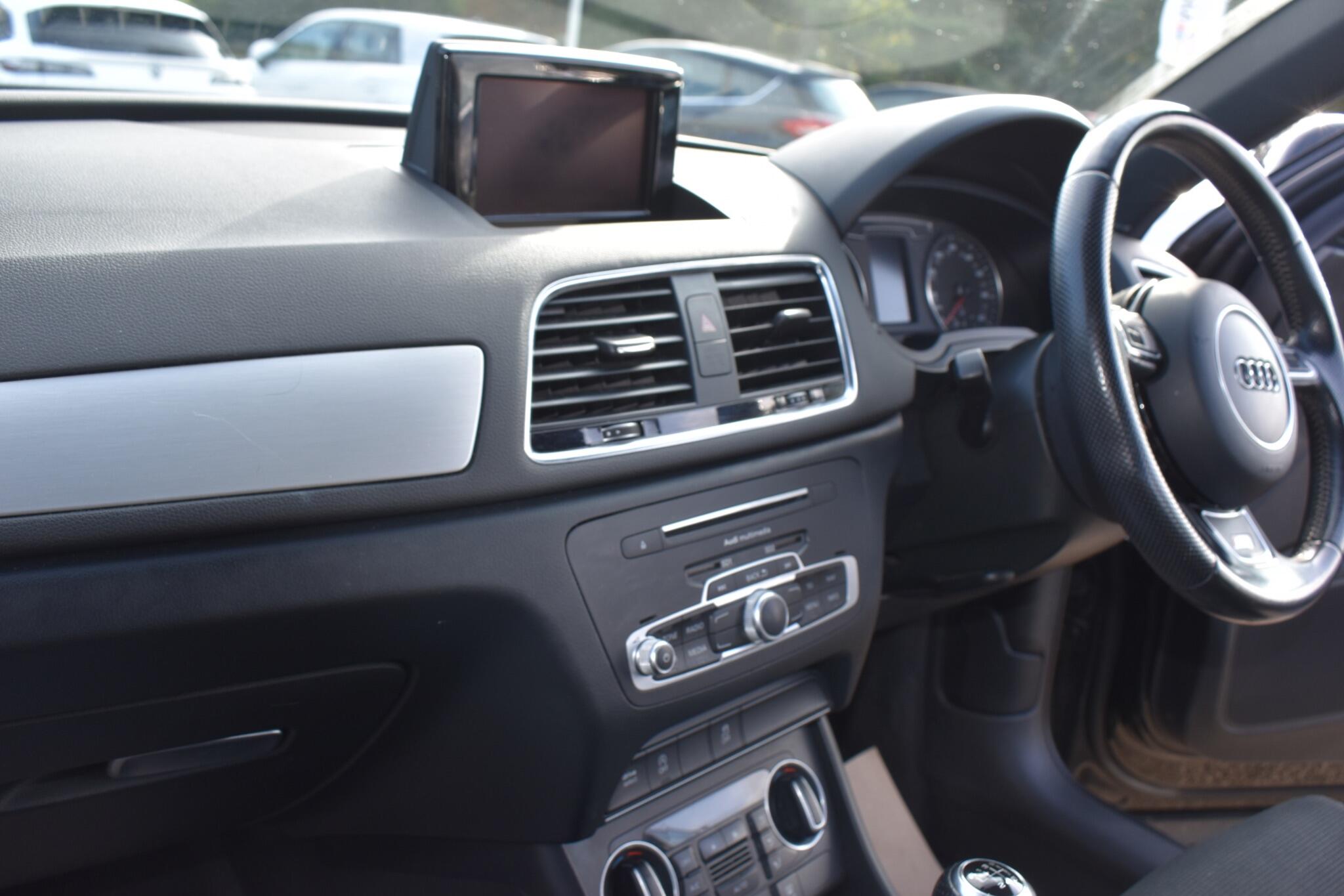 Q3 - 2.0 TDI S line Euro 6 (s/s) 5dr - Image 15