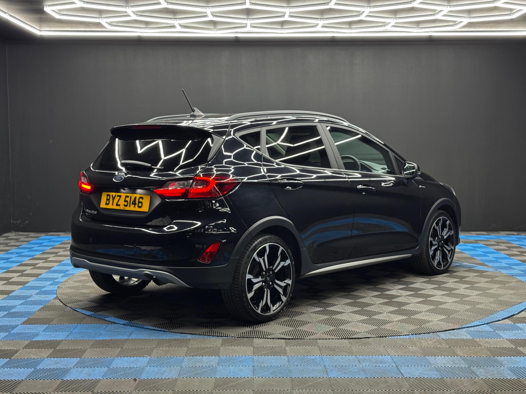 Ford Fiesta view 5