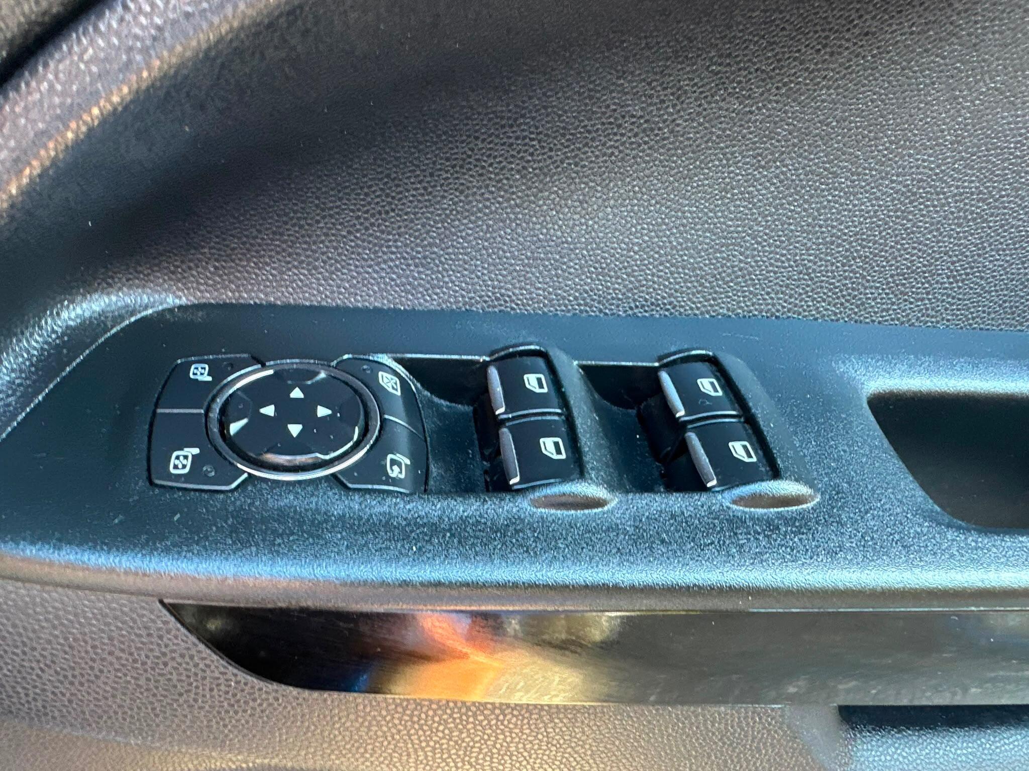 Ford Ecosport view 30