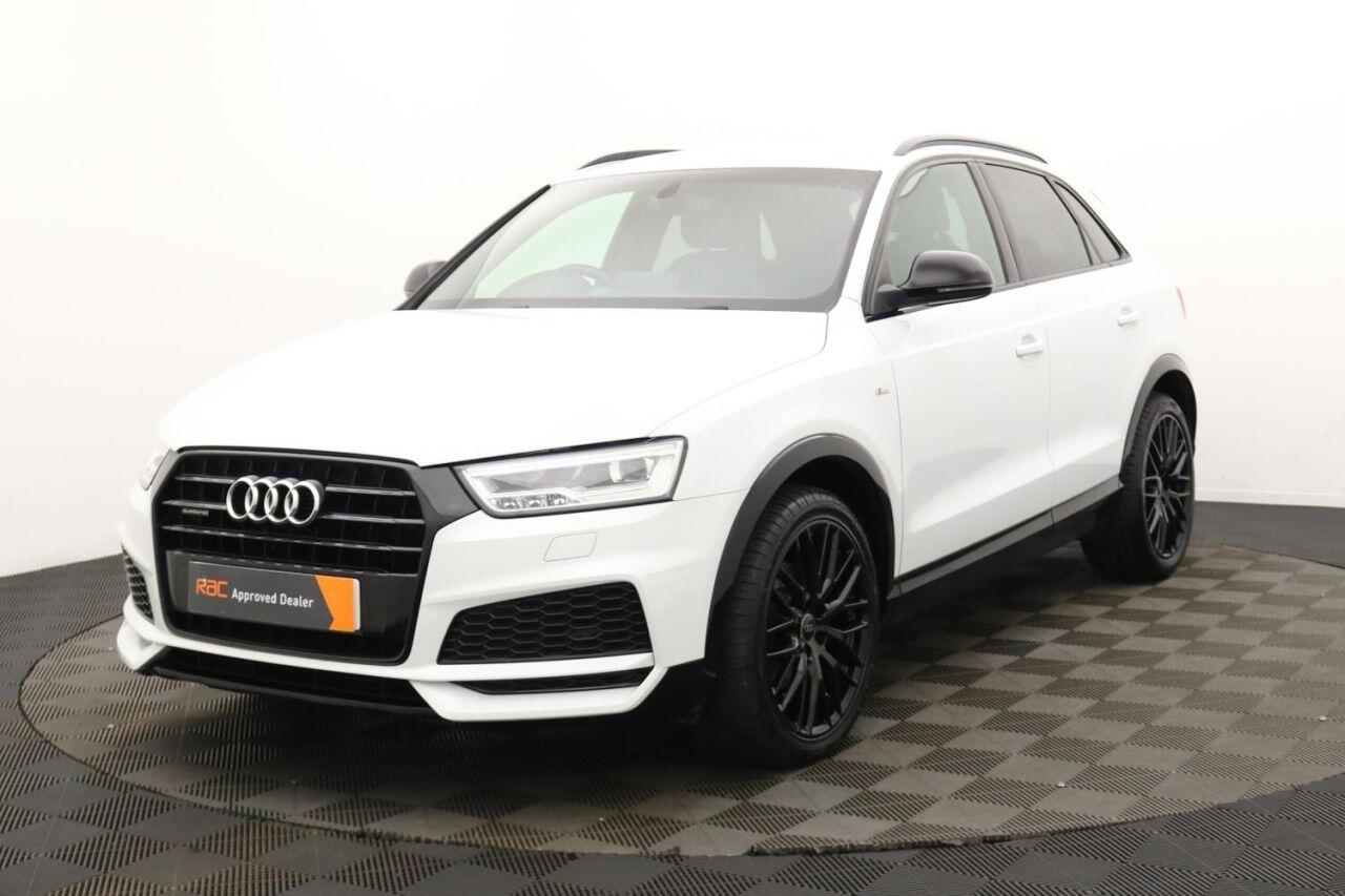 Audi Q3 view 9