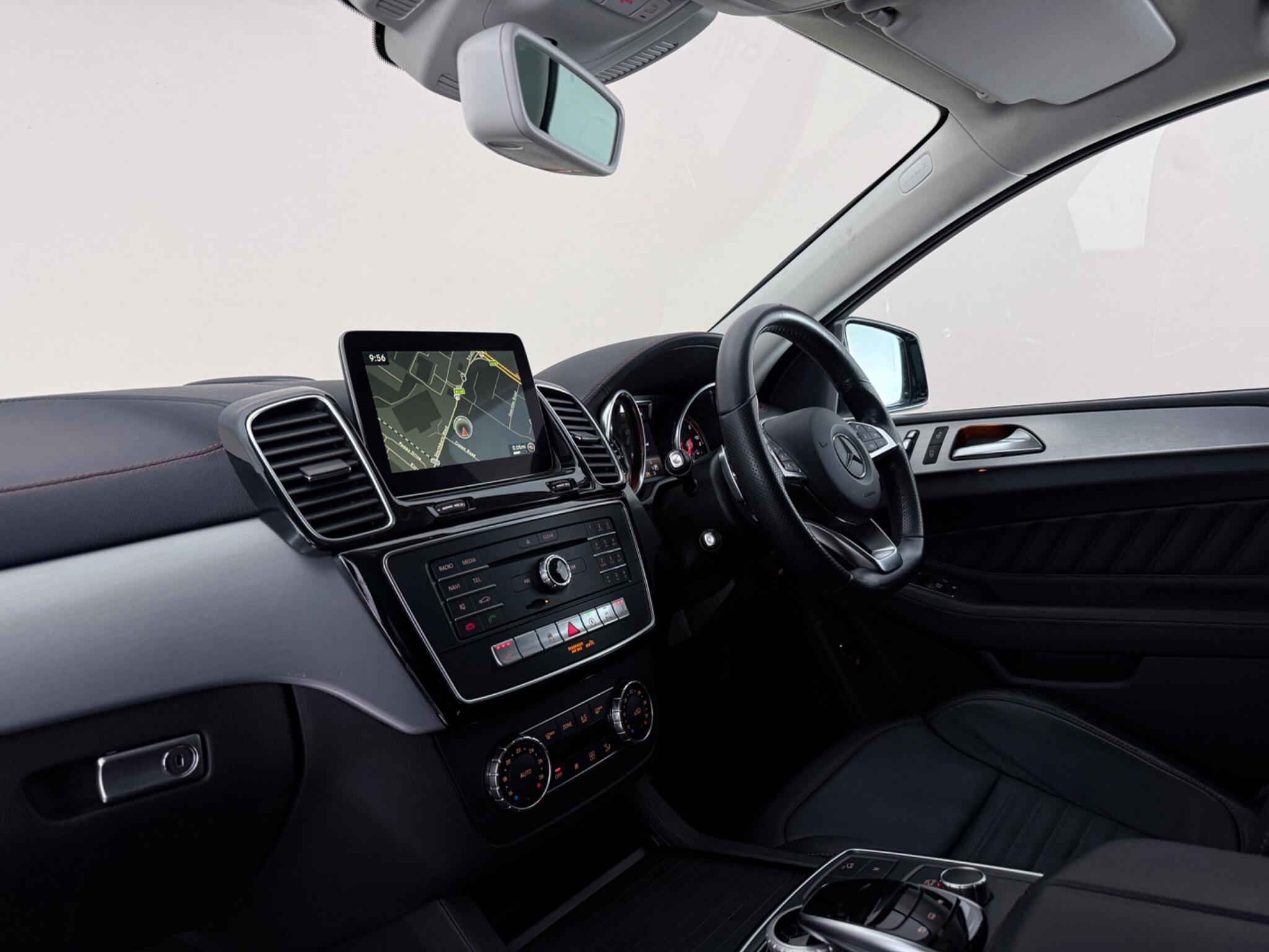 Mercedes-Benz Gle view 4