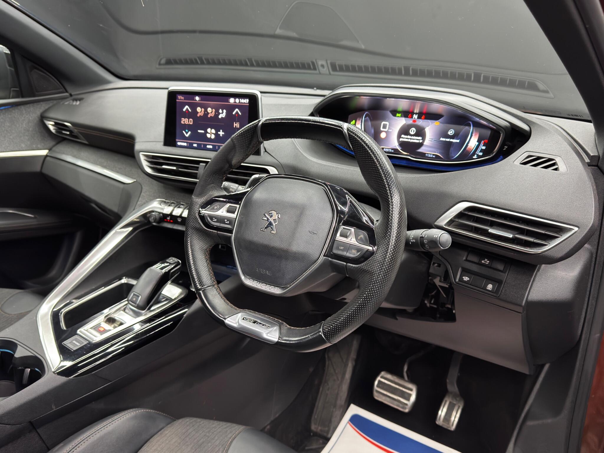 Peugeot 3008 view 9