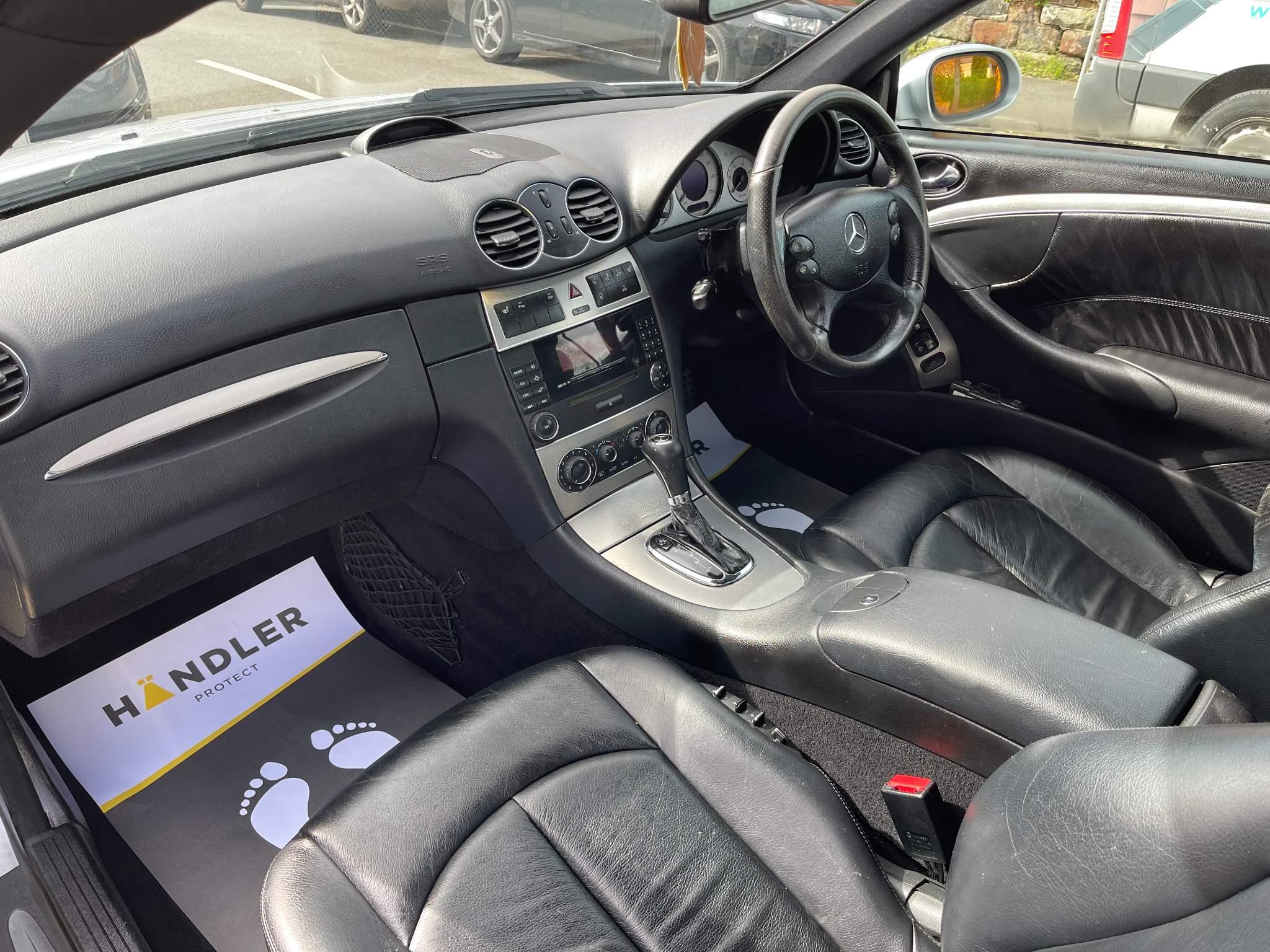 Mercedes-Benz CLK view 23