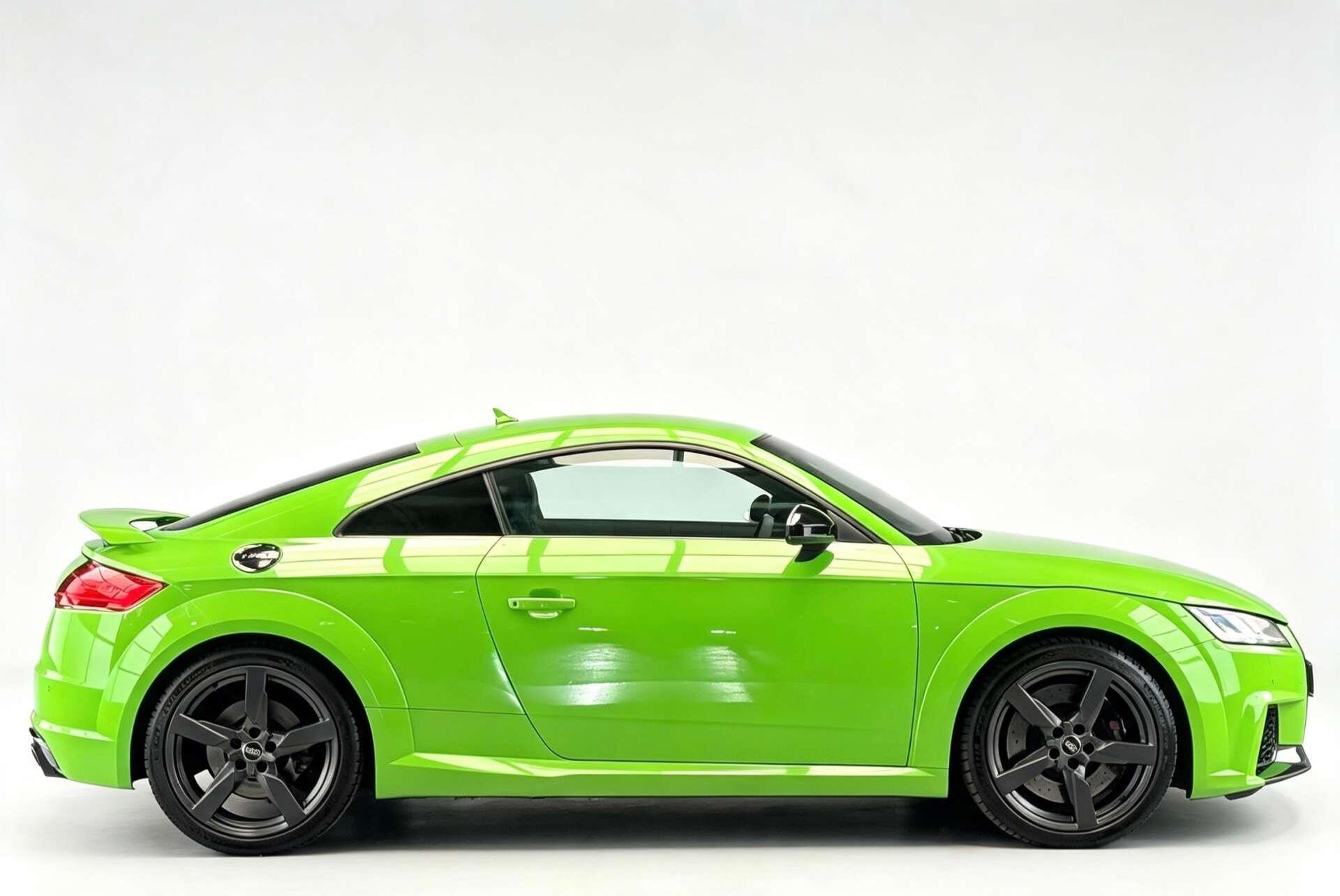 Audi TT RS view 12