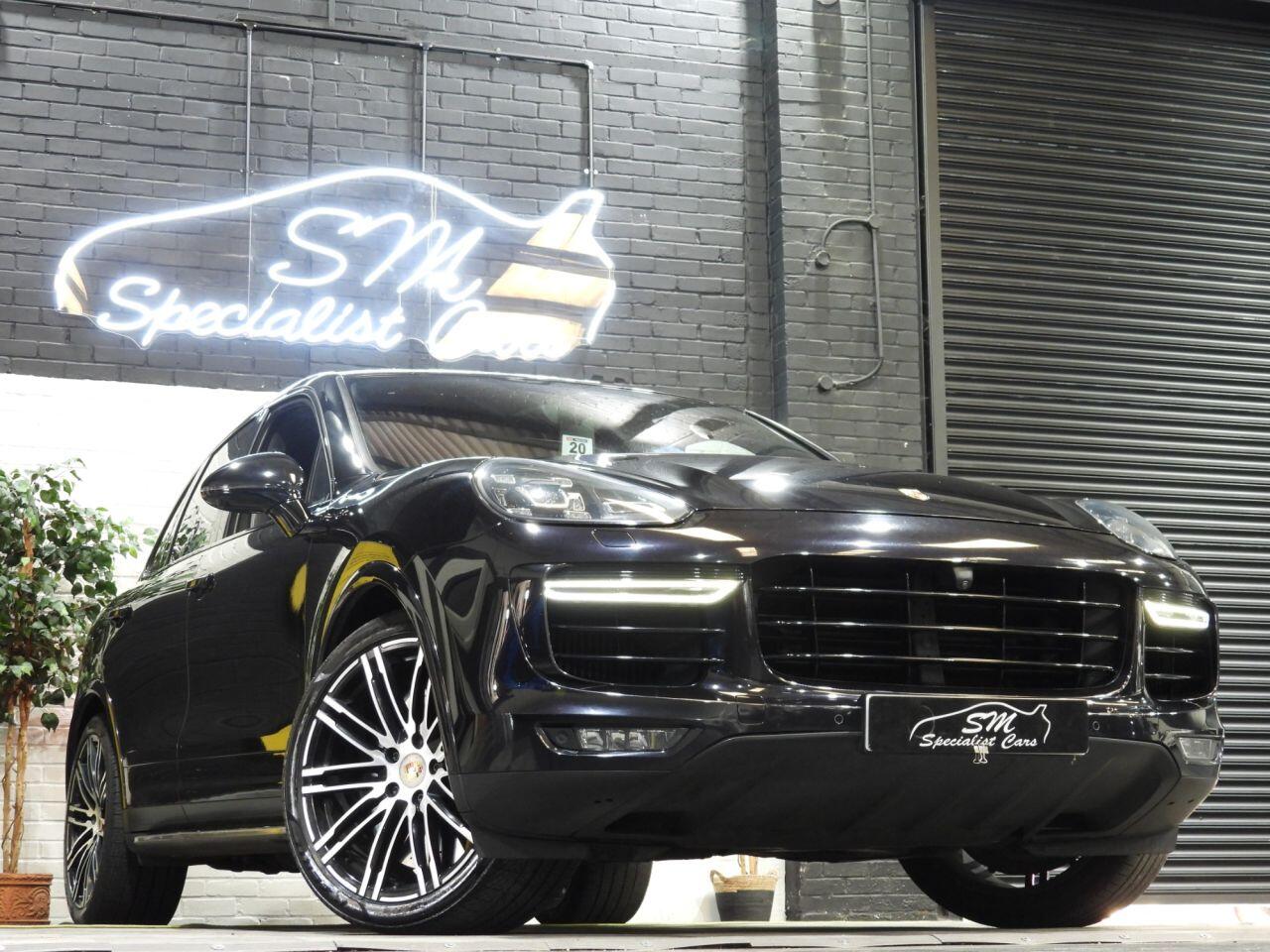 Porsche Cayenne main image