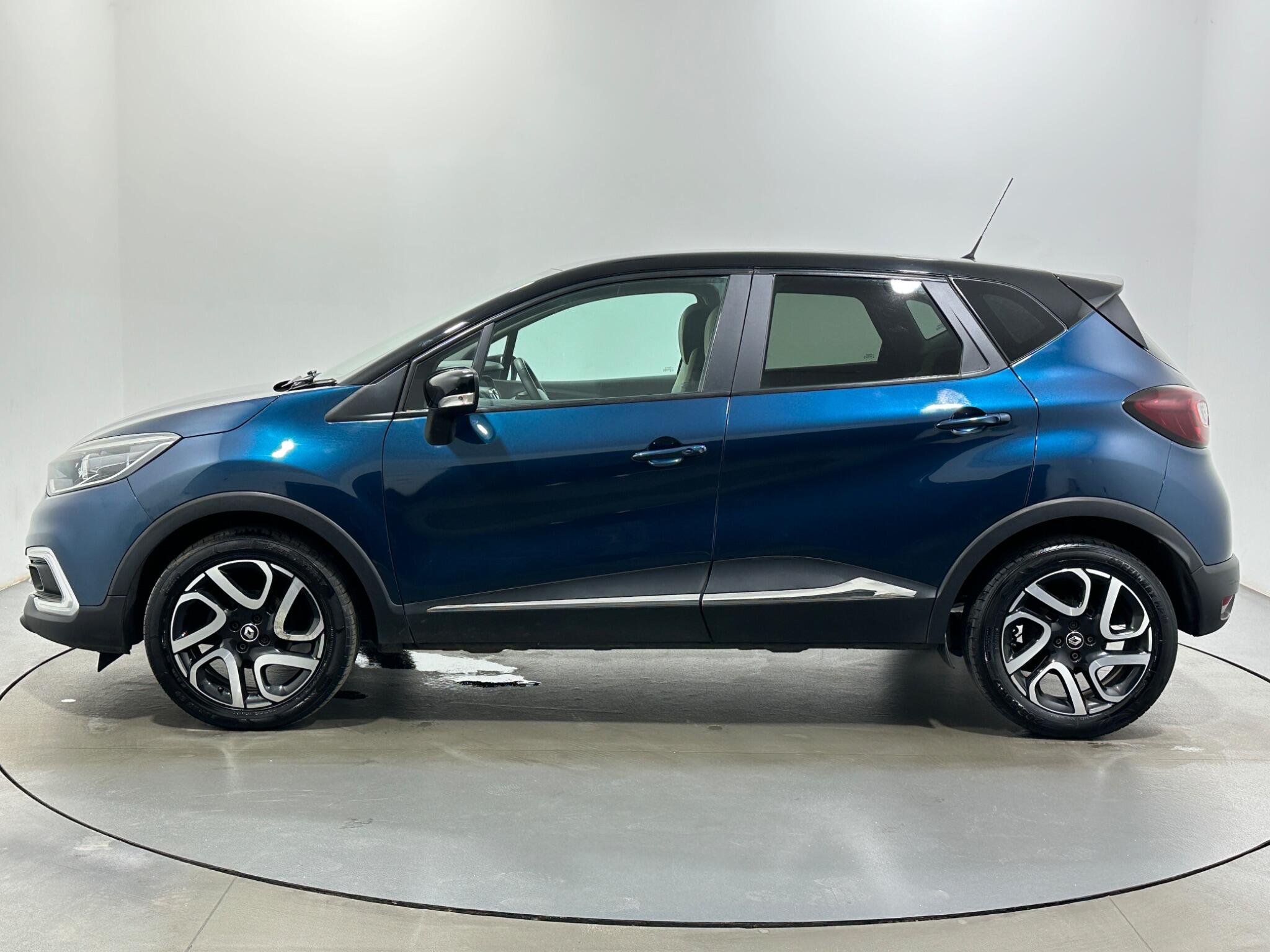 Renault Captur view 5