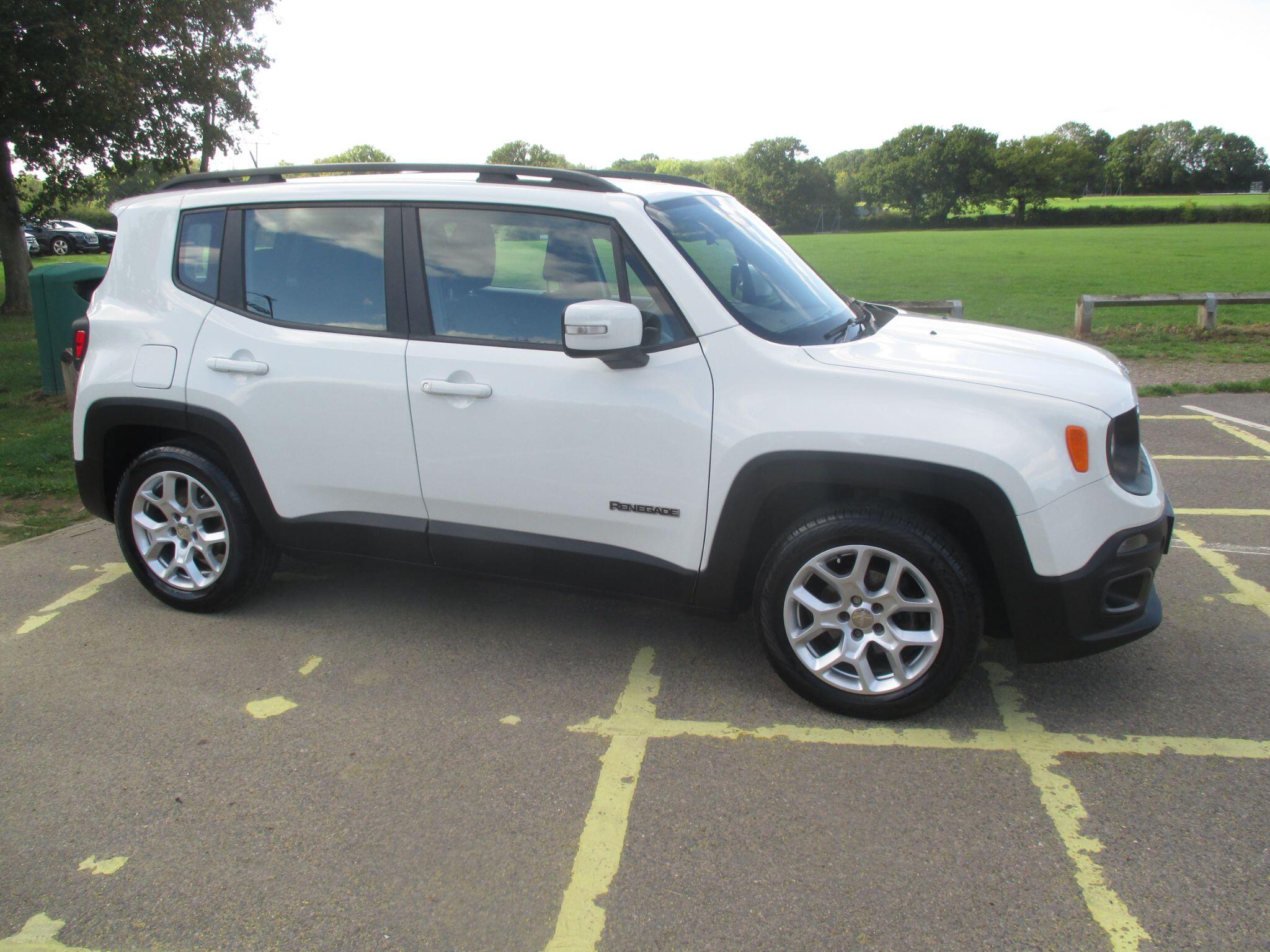 Jeep Renegade view 7
