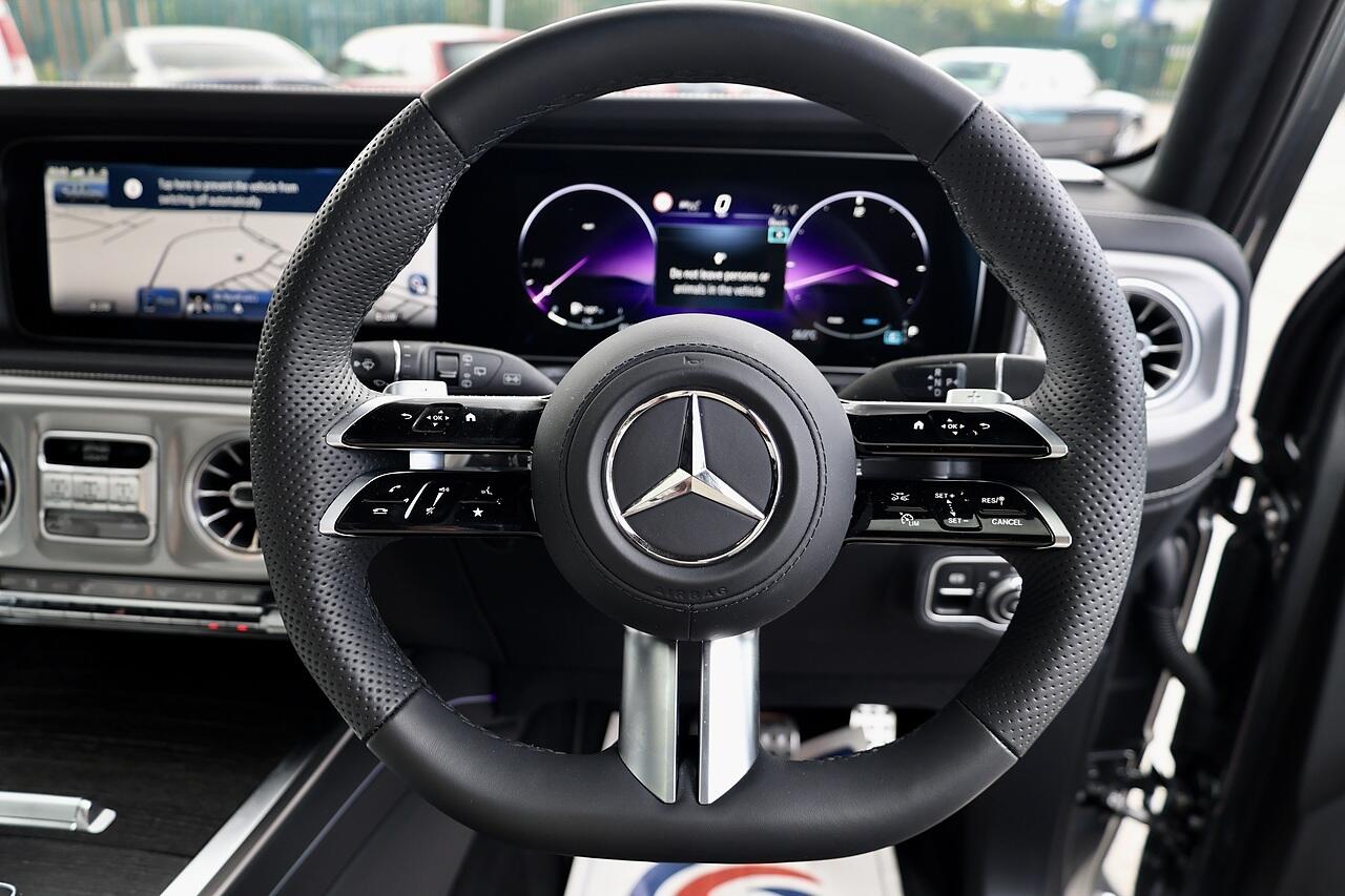 Mercedes-Benz G Class view 24