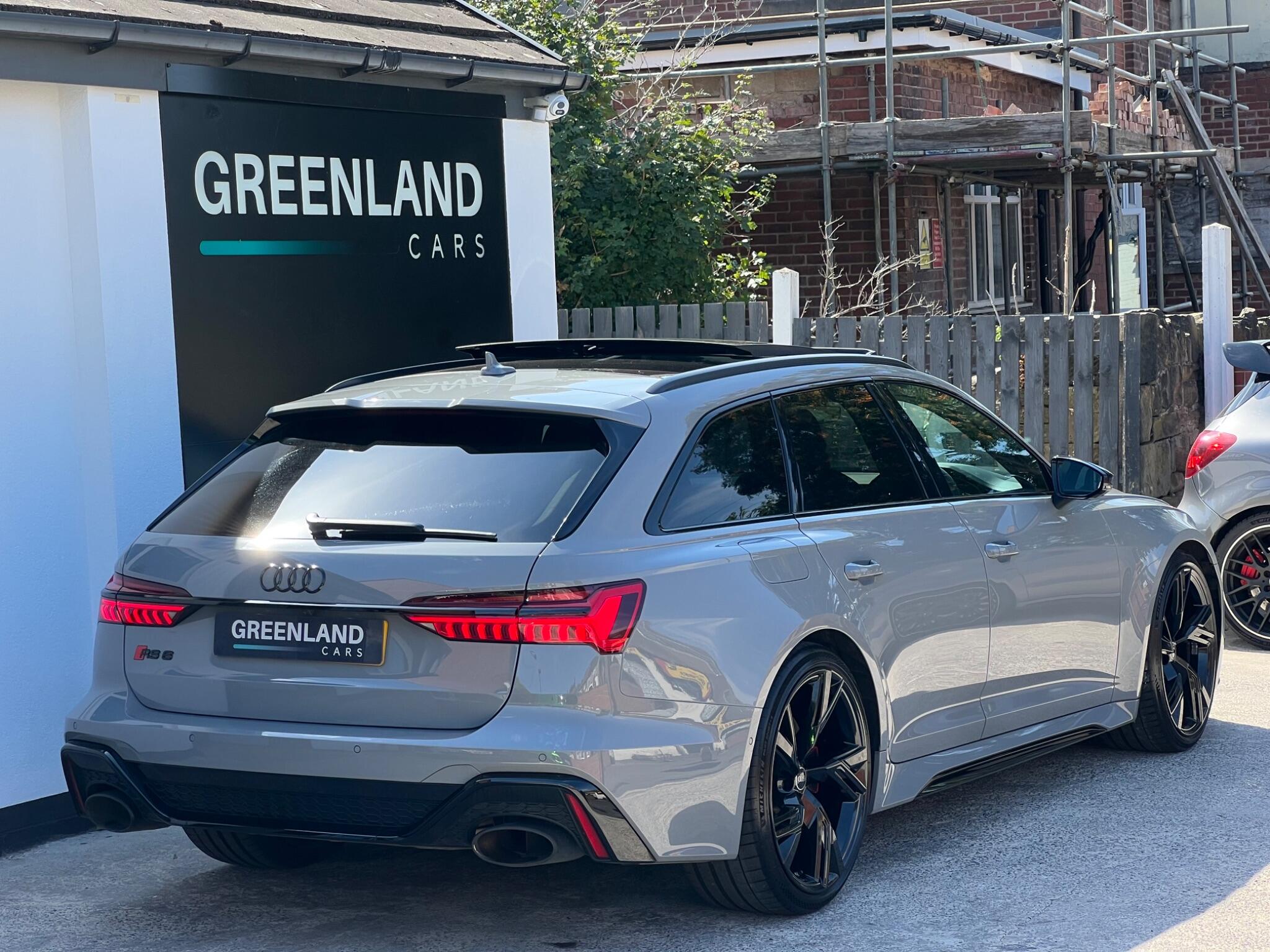 Audi RS6 view 2