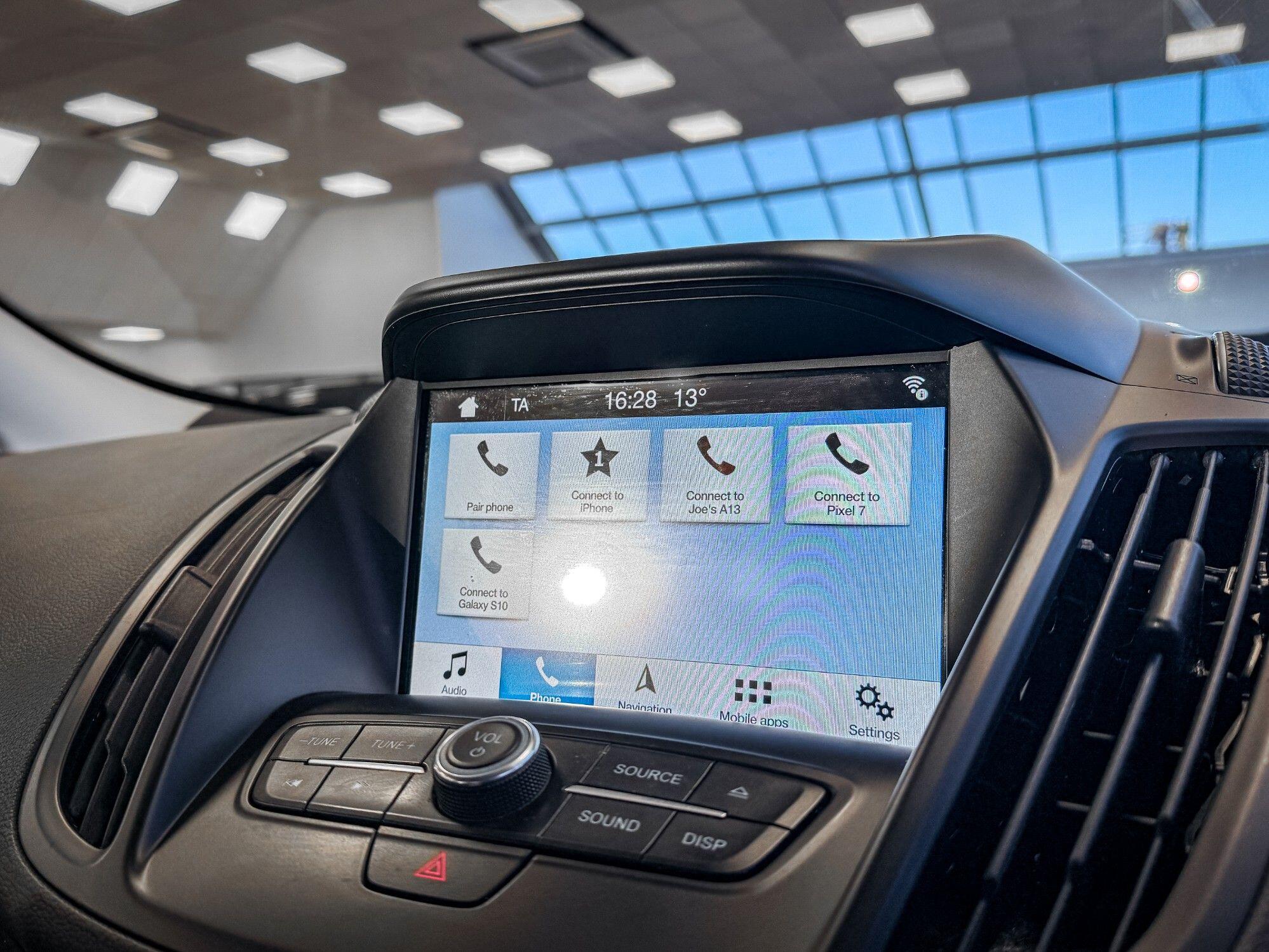 Ford Kuga view 22