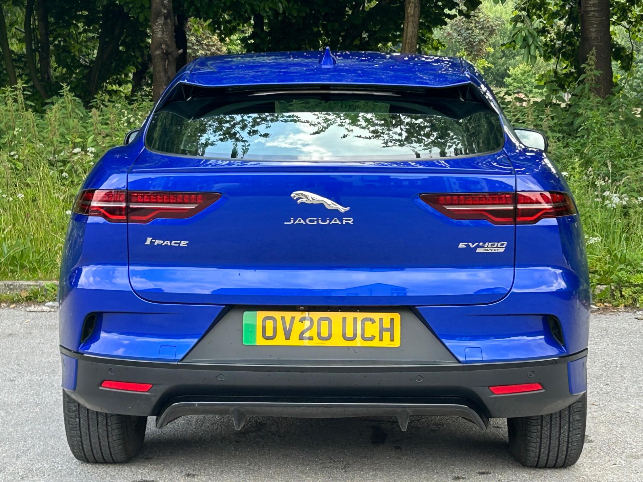 Jaguar I-Pace view 14