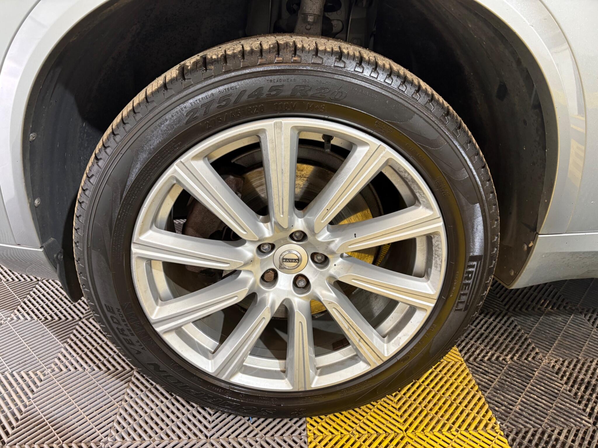 Volvo XC90 view 86