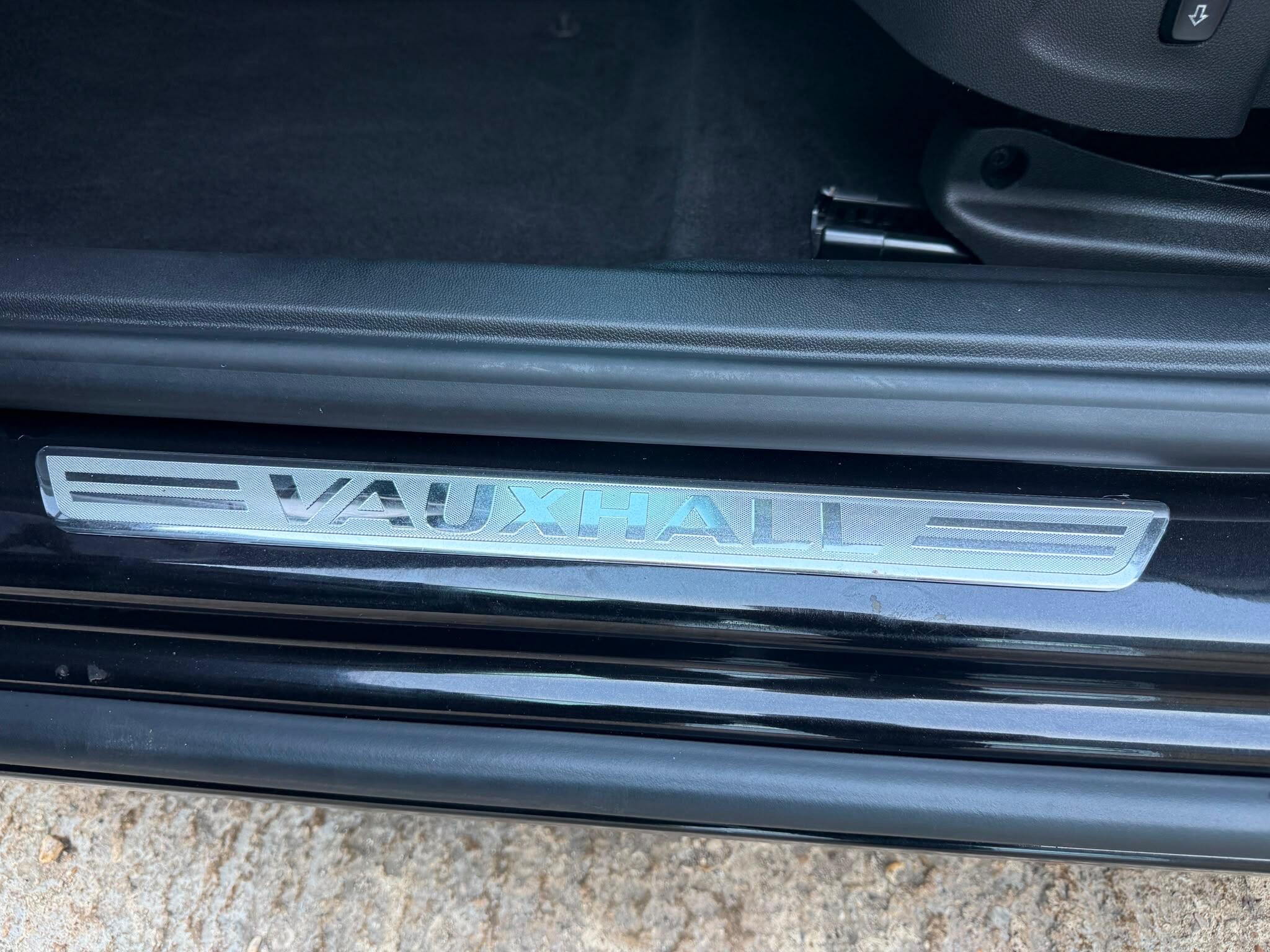 Vauxhall Insignia view 23
