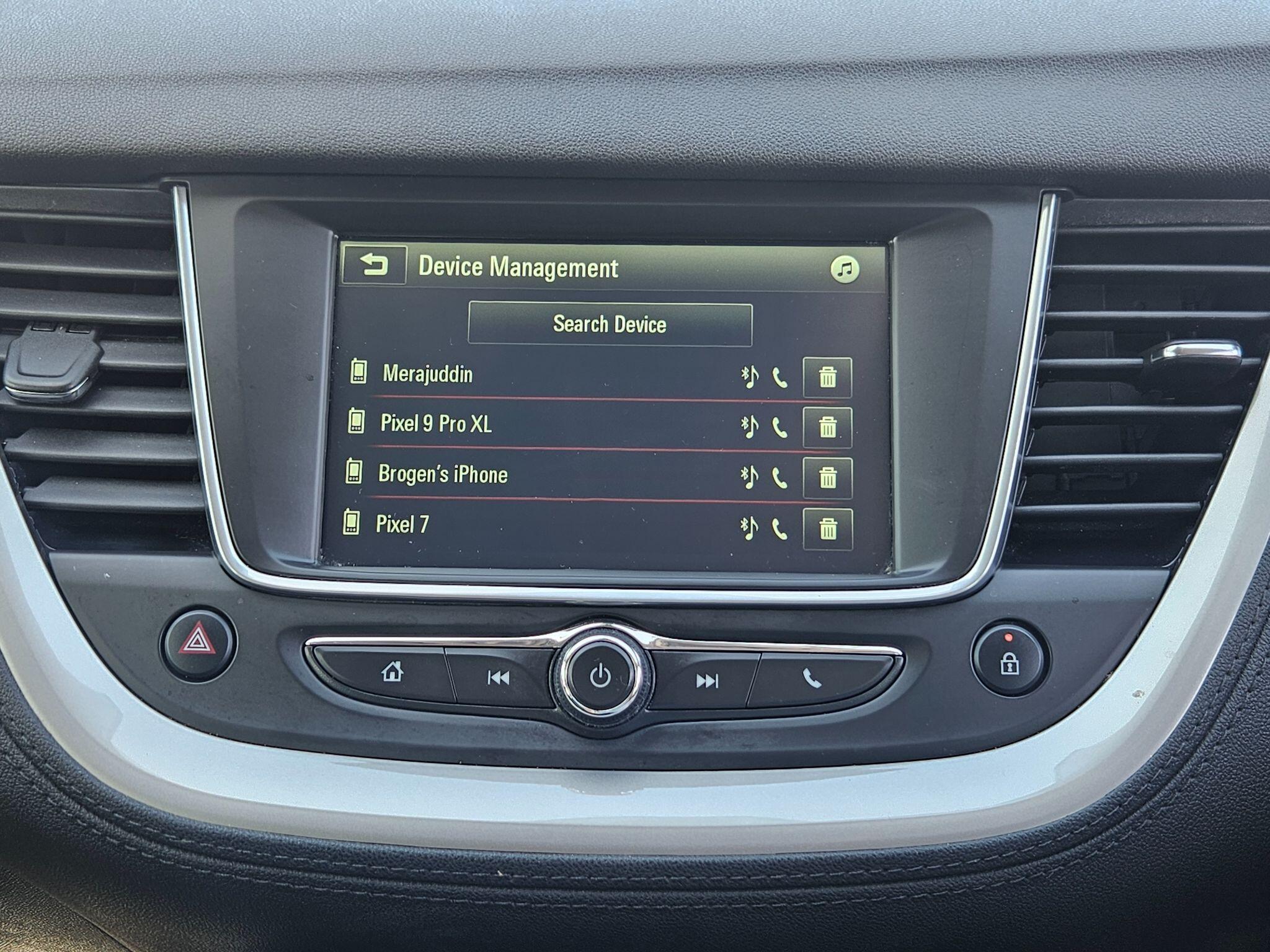 2019 Vauxhall Grandland X image 26