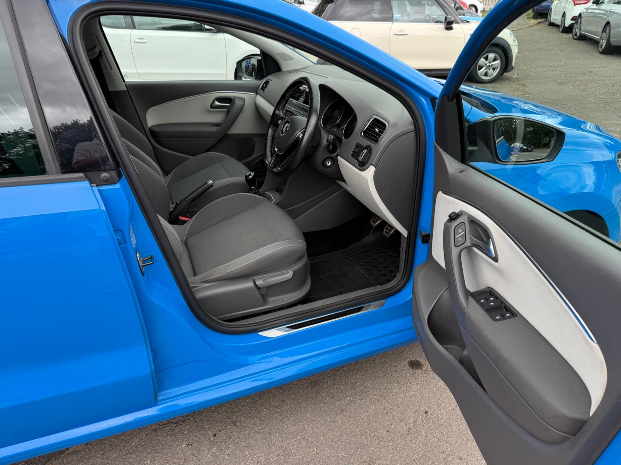 Volkswagen Polo view 16