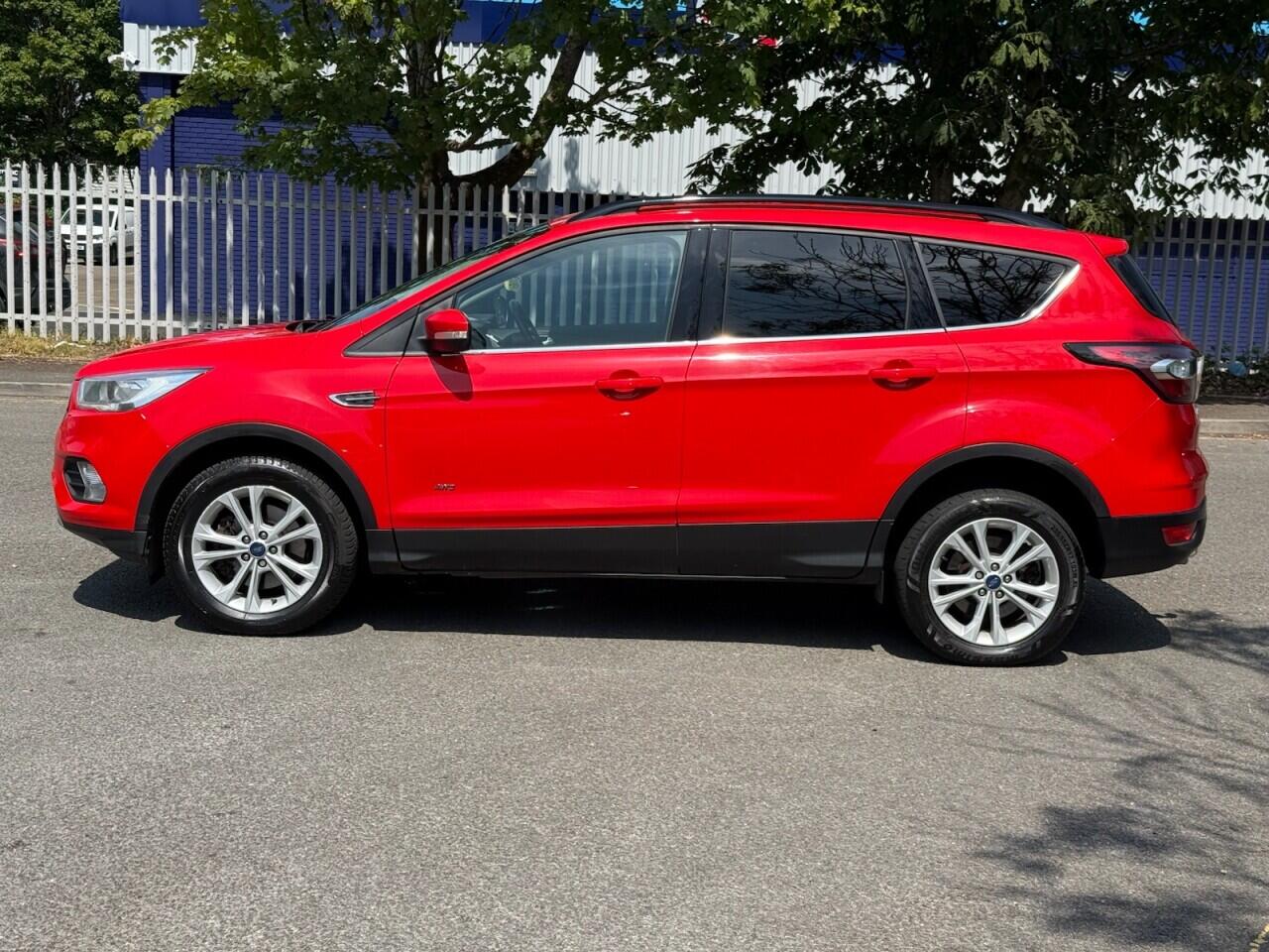 Ford Kuga view 4