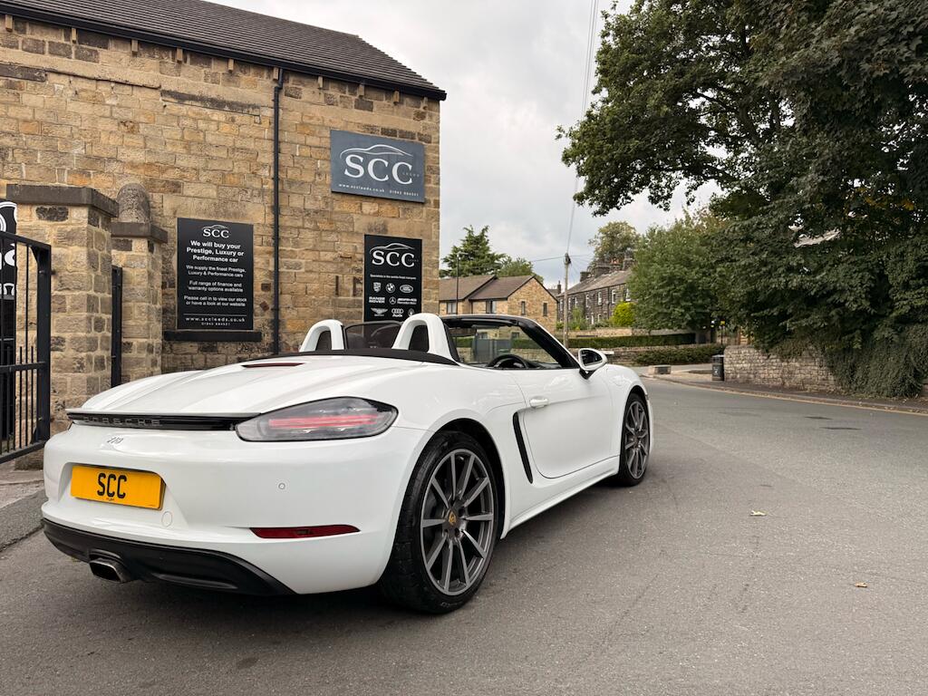 Porsche Boxster view 9