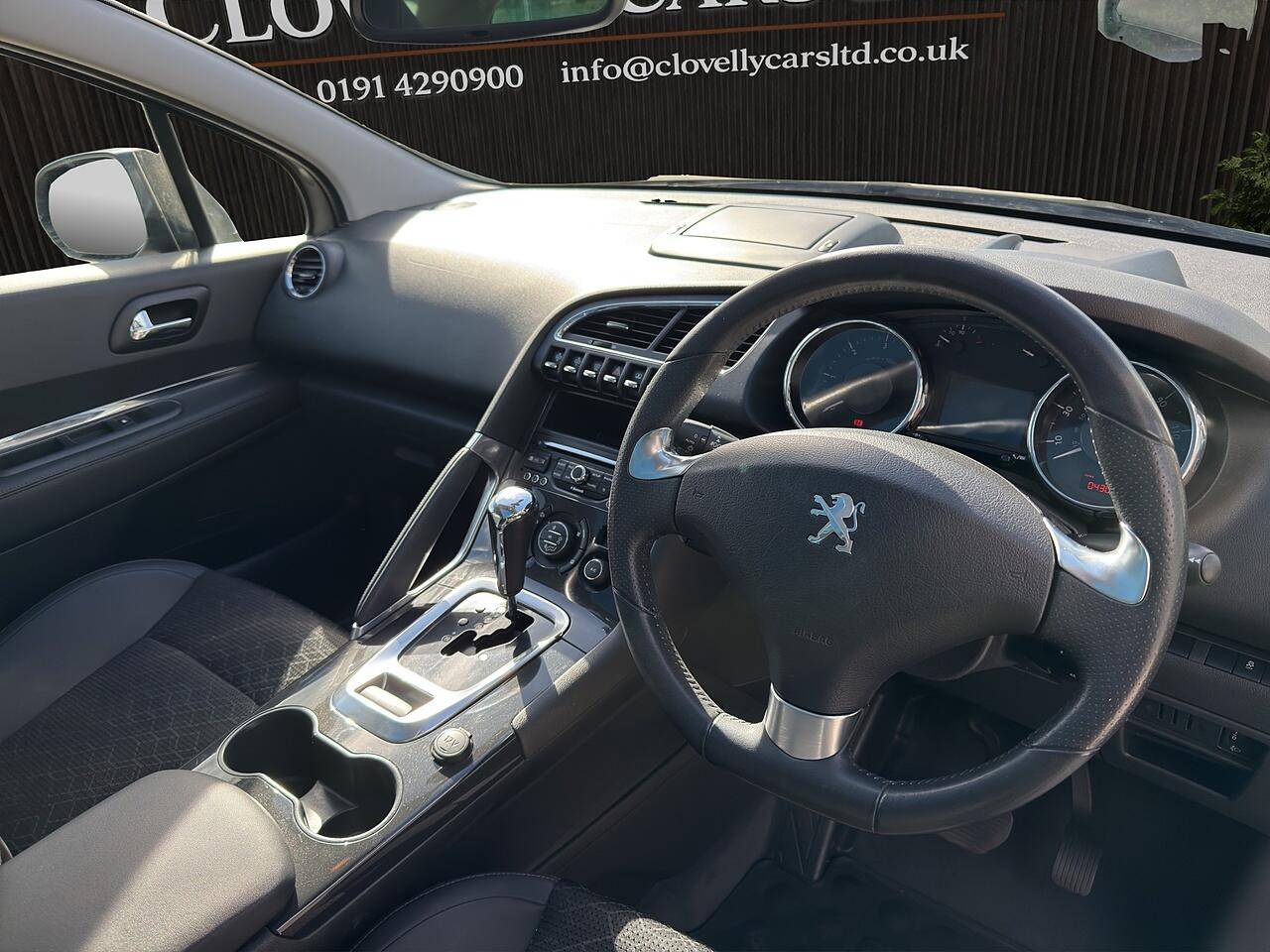 Peugeot 3008 view 13