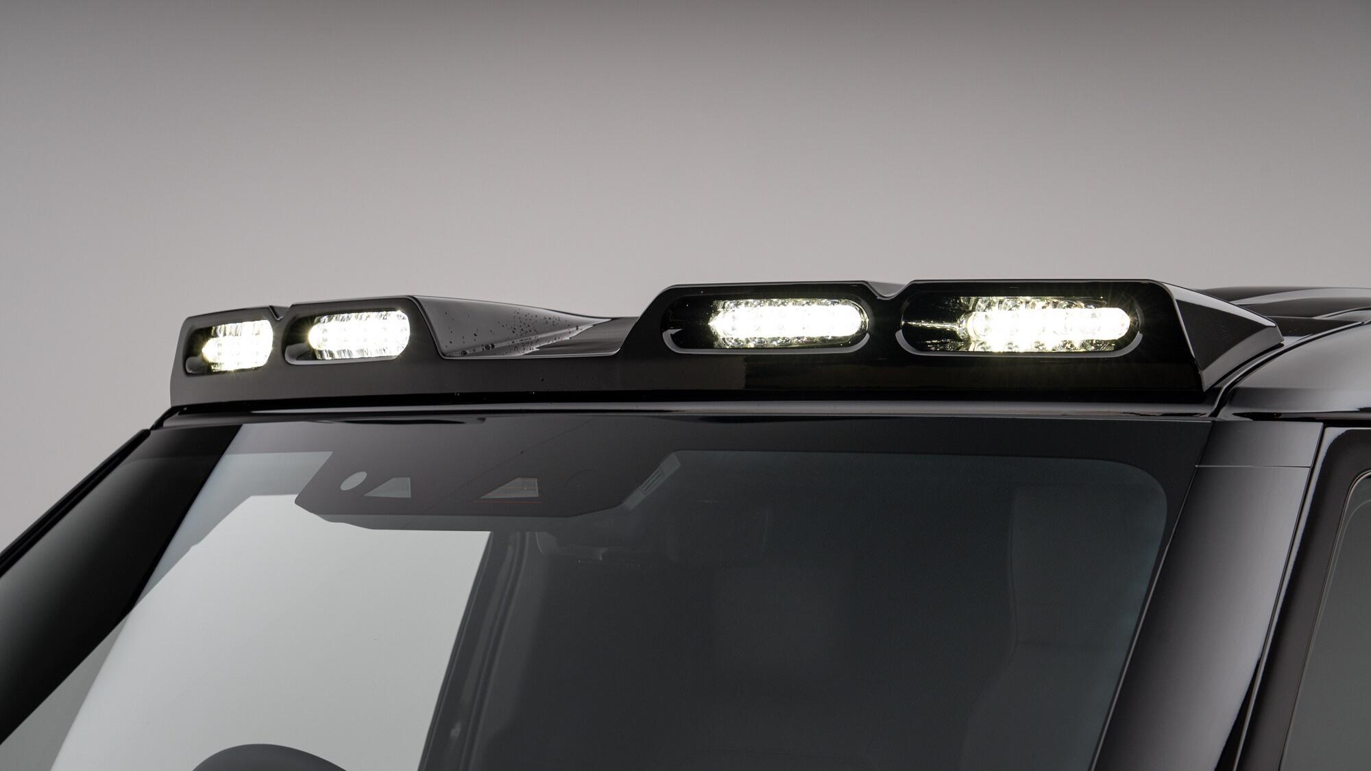 Land Rover Defender view 13