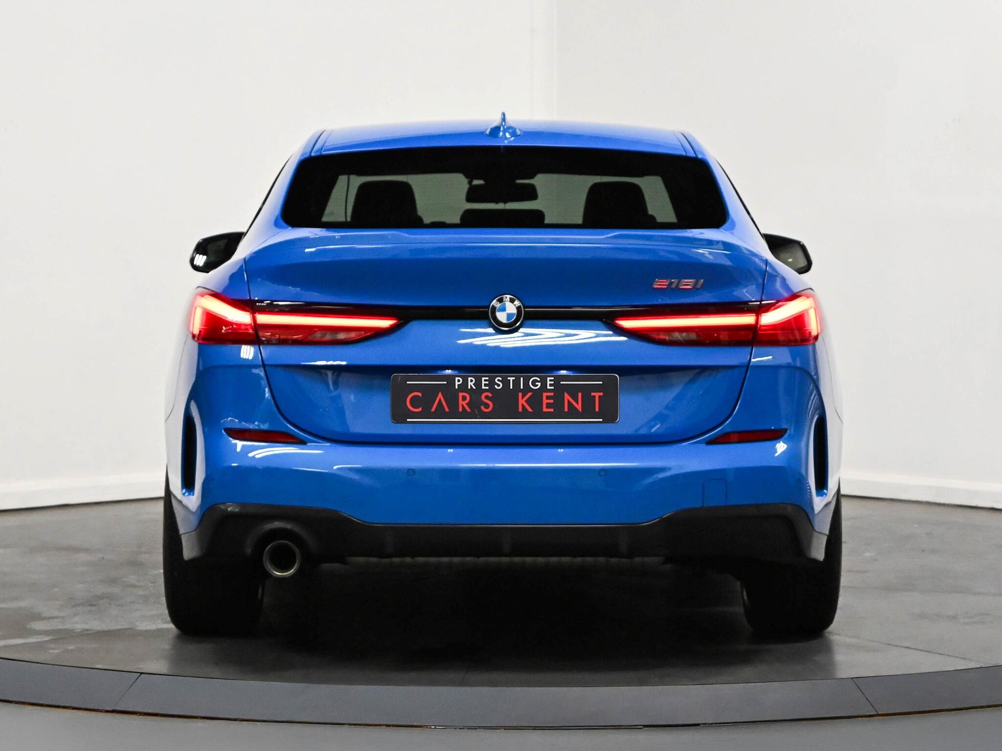 BMW 2 Series view 22