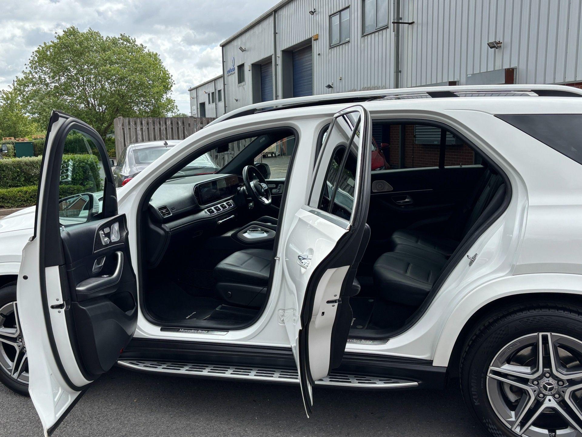 Mercedes-Benz Gle view 20