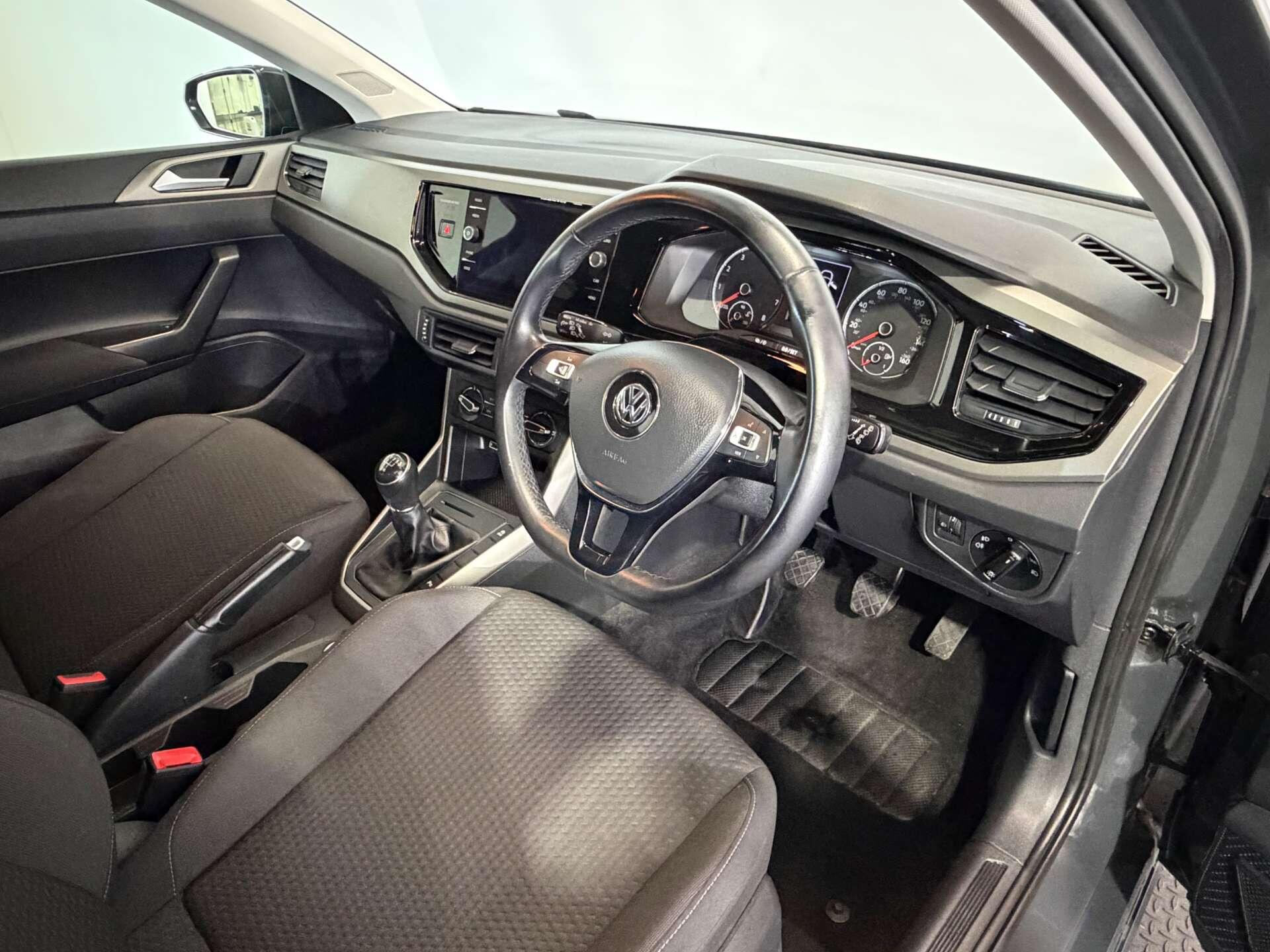 Volkswagen Polo view 13
