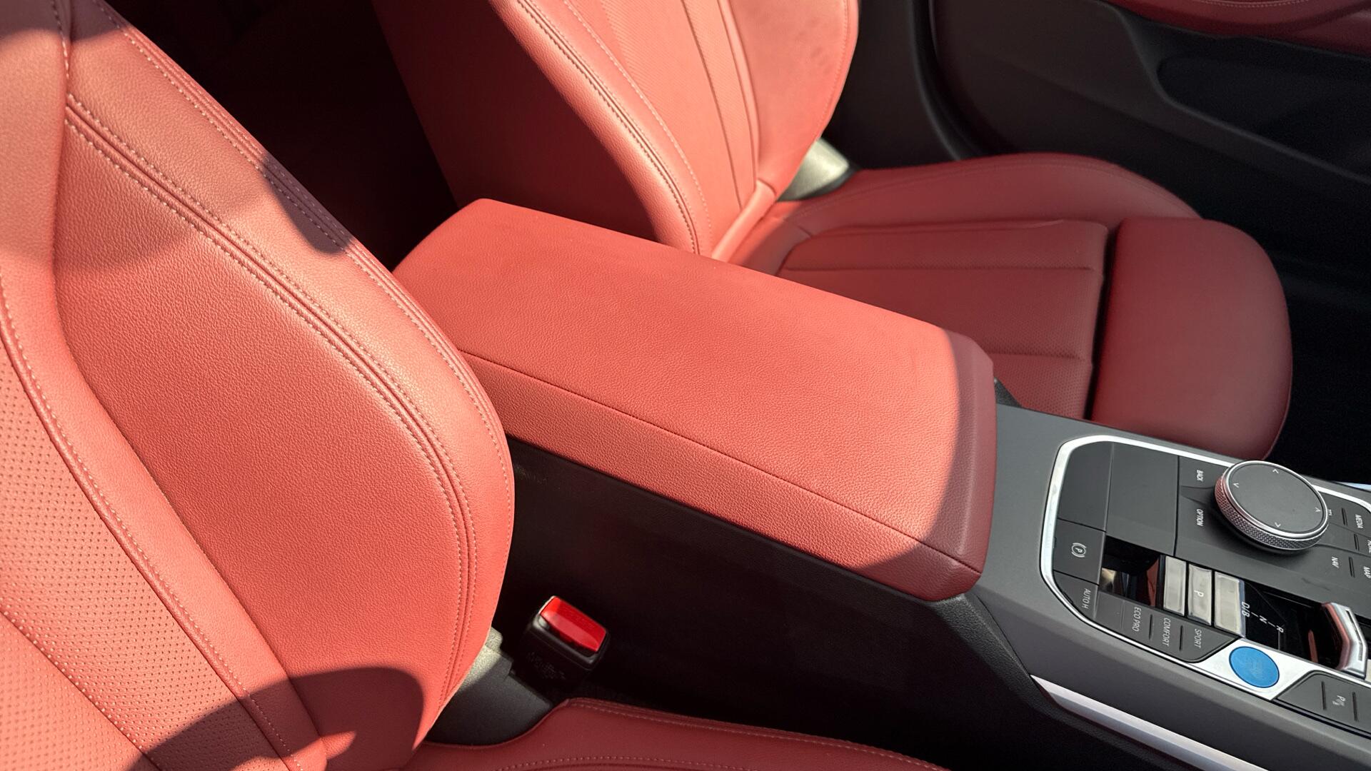 BMW i4 view 29