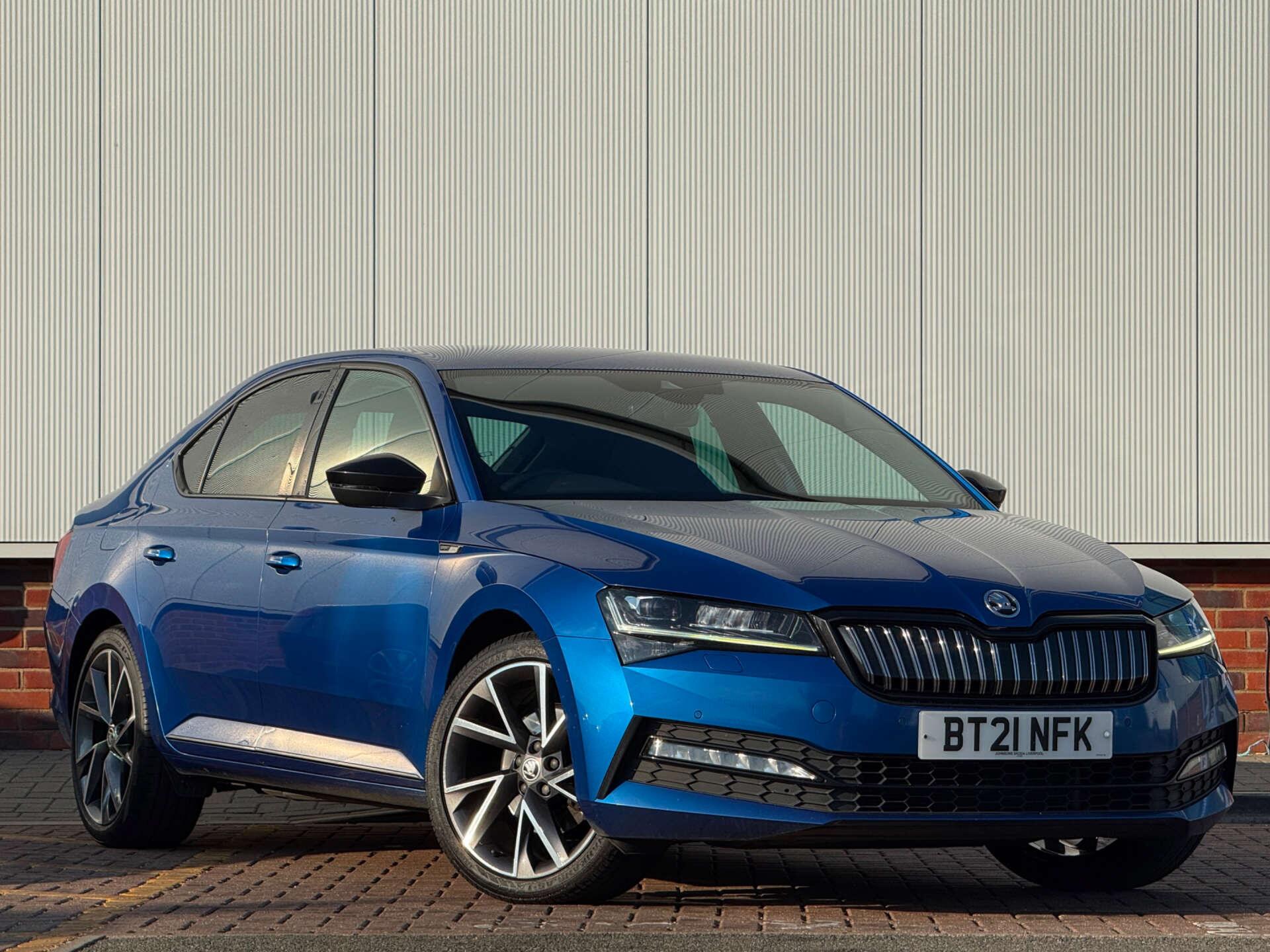 Skoda Superb view 5
