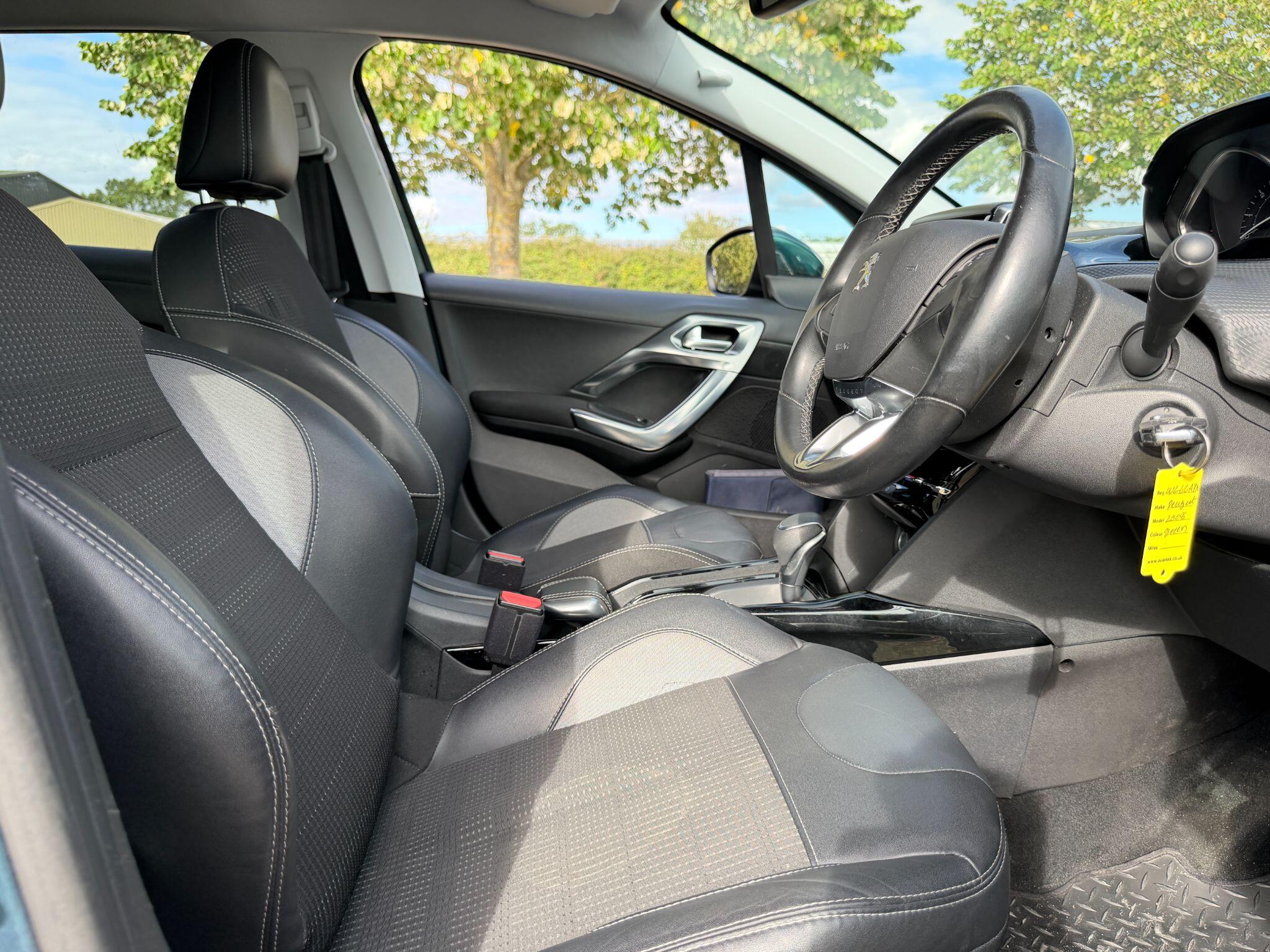 Peugeot 2008 view 23