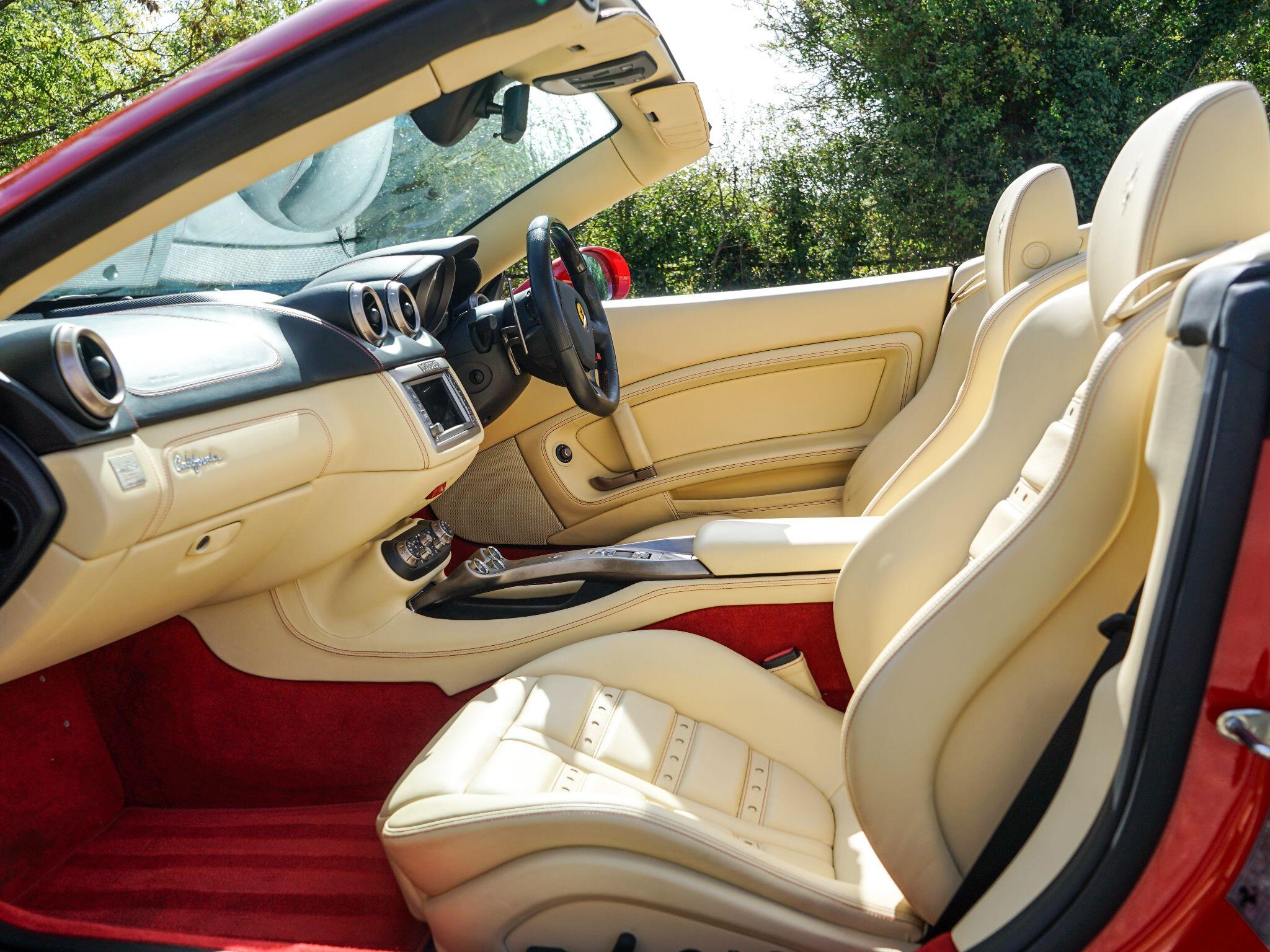 Ferrari California view 3