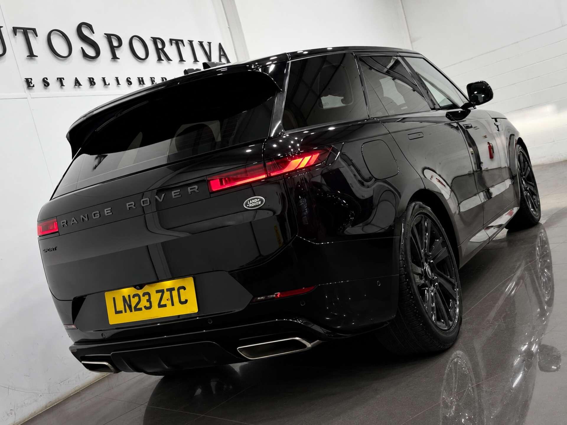 Land Rover Range Rover Sport view 26