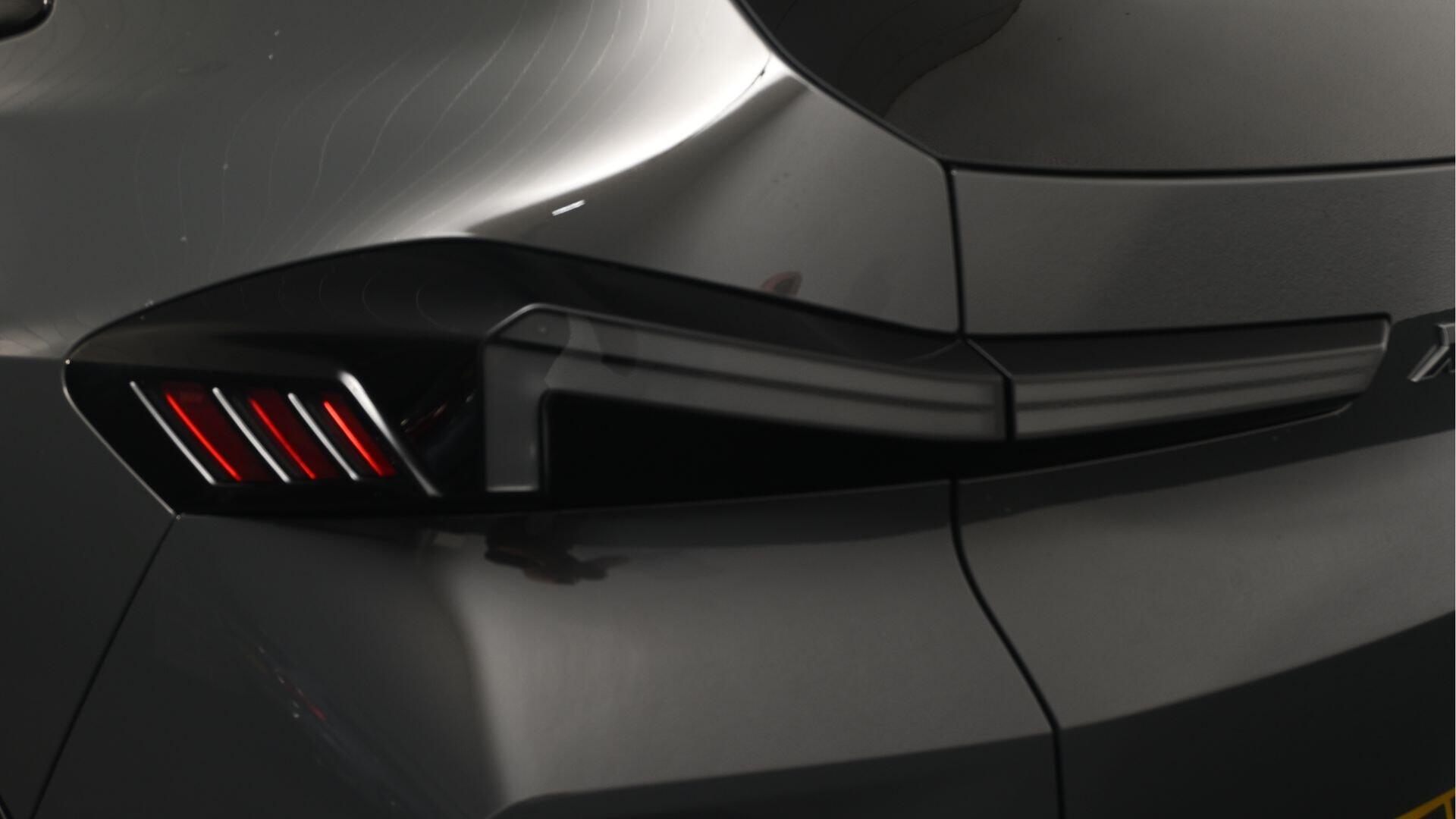BMW XM view 22