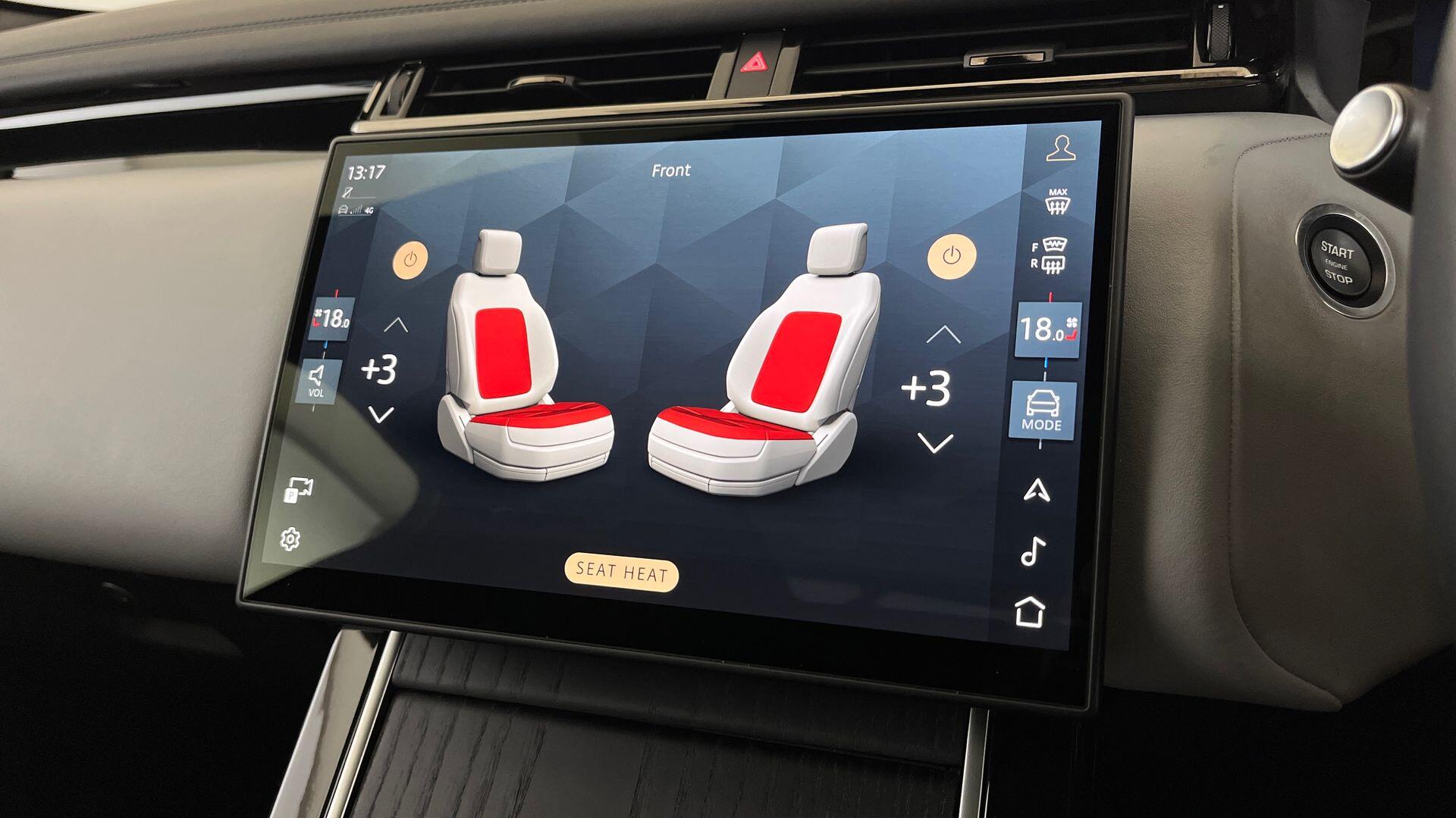 Land Rover Range Rover Velar view 22