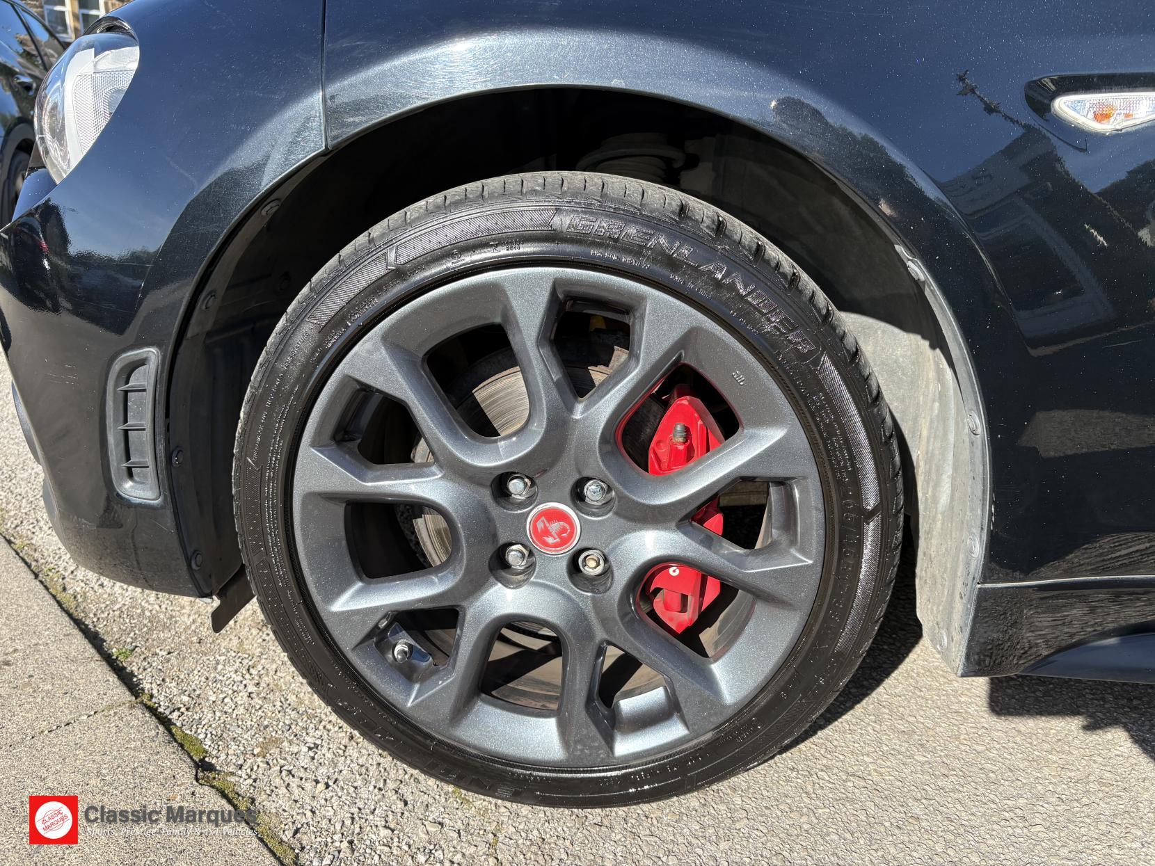 Abarth 124 Spider view 42
