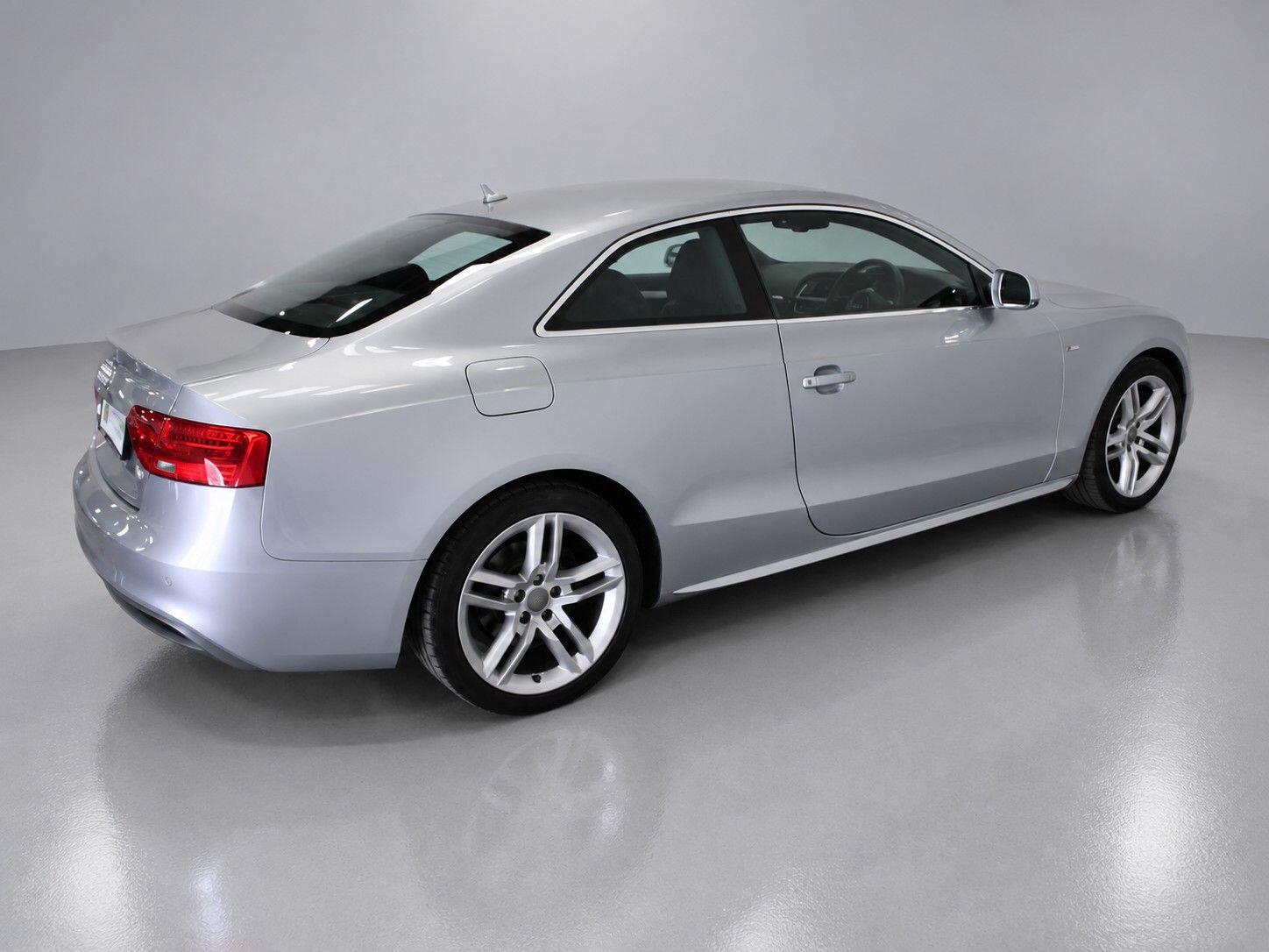 Audi A5 view 11