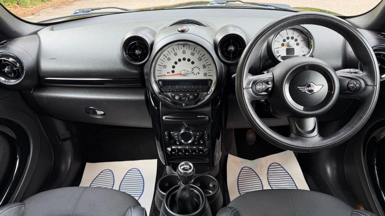 Mini Countryman view 15
