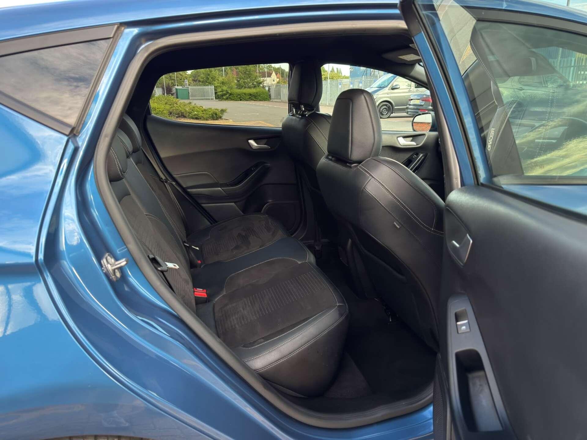 Ford Fiesta view 26