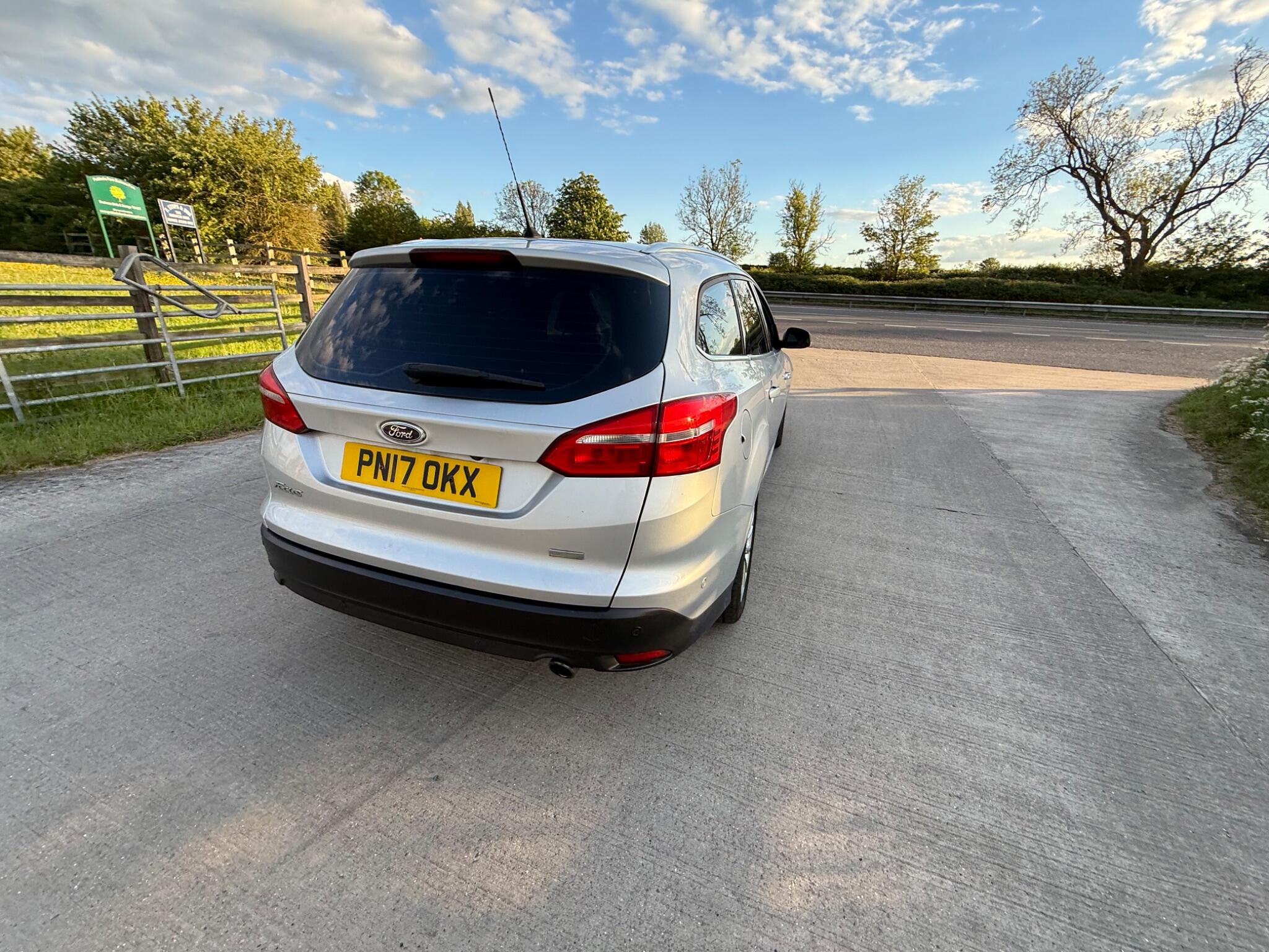 Ford Focus 1.5T EcoBoost Titanium X Euro 6 (s/s) 5dr — photo 61 of 126