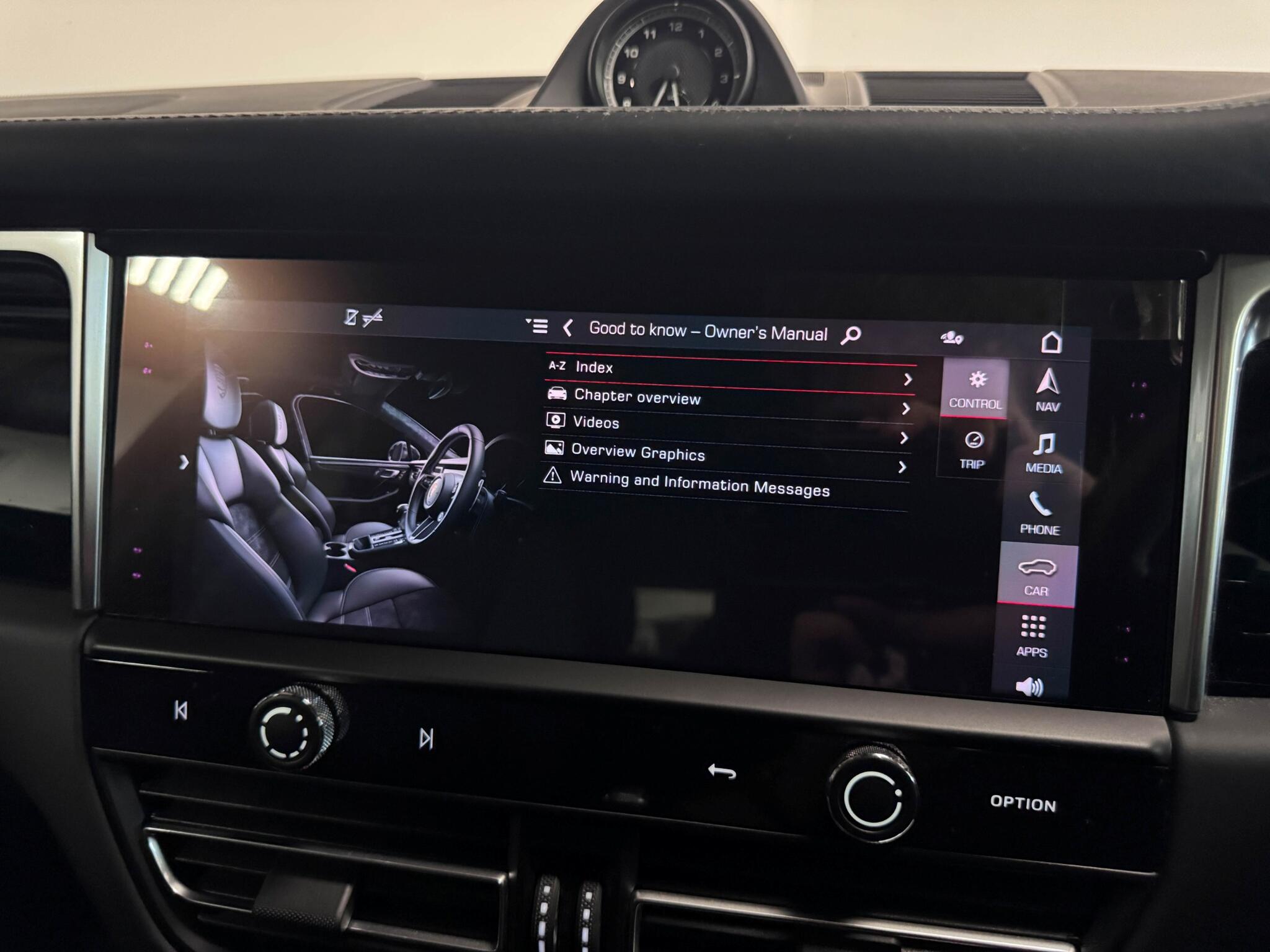 Porsche Macan view 53