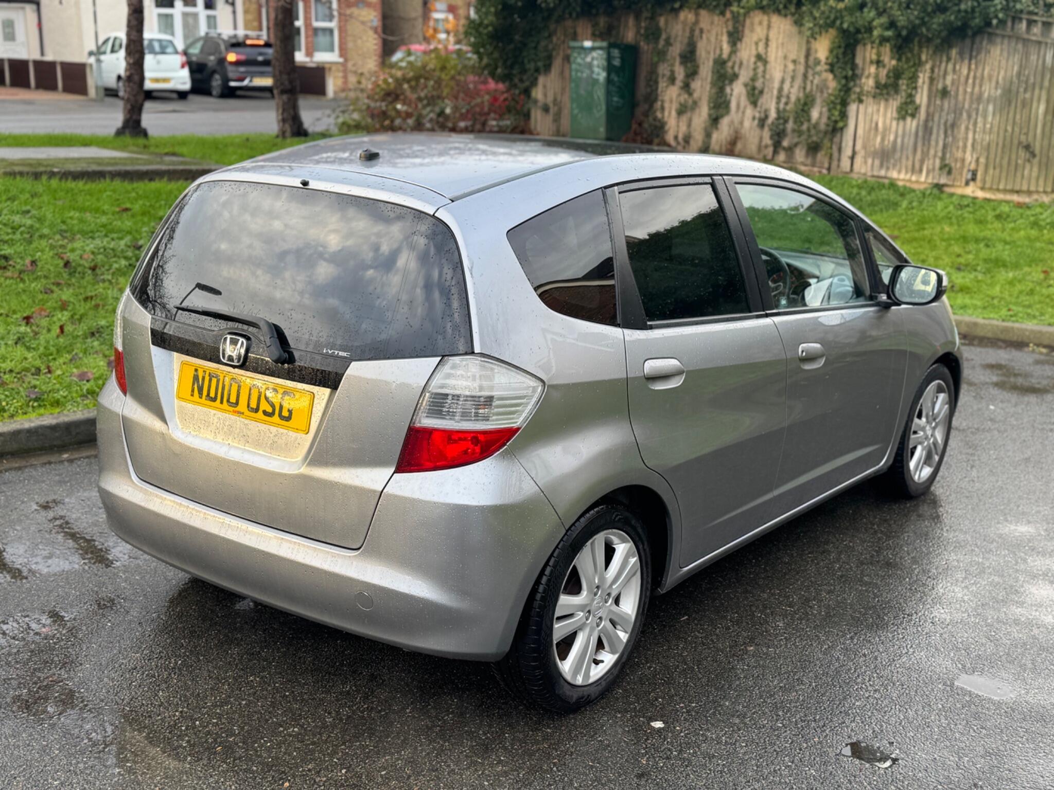 2010 Honda Jazz image 25