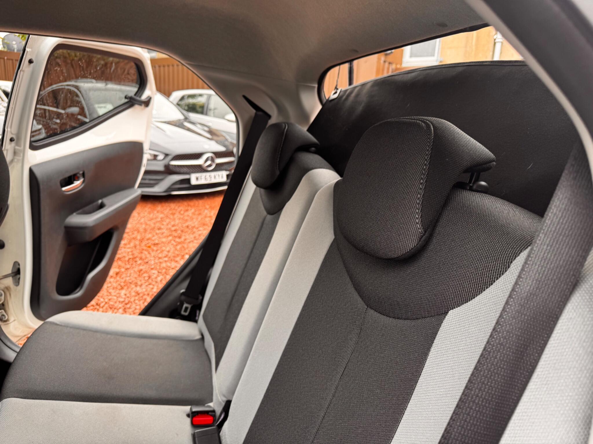 Toyota Aygo view 32