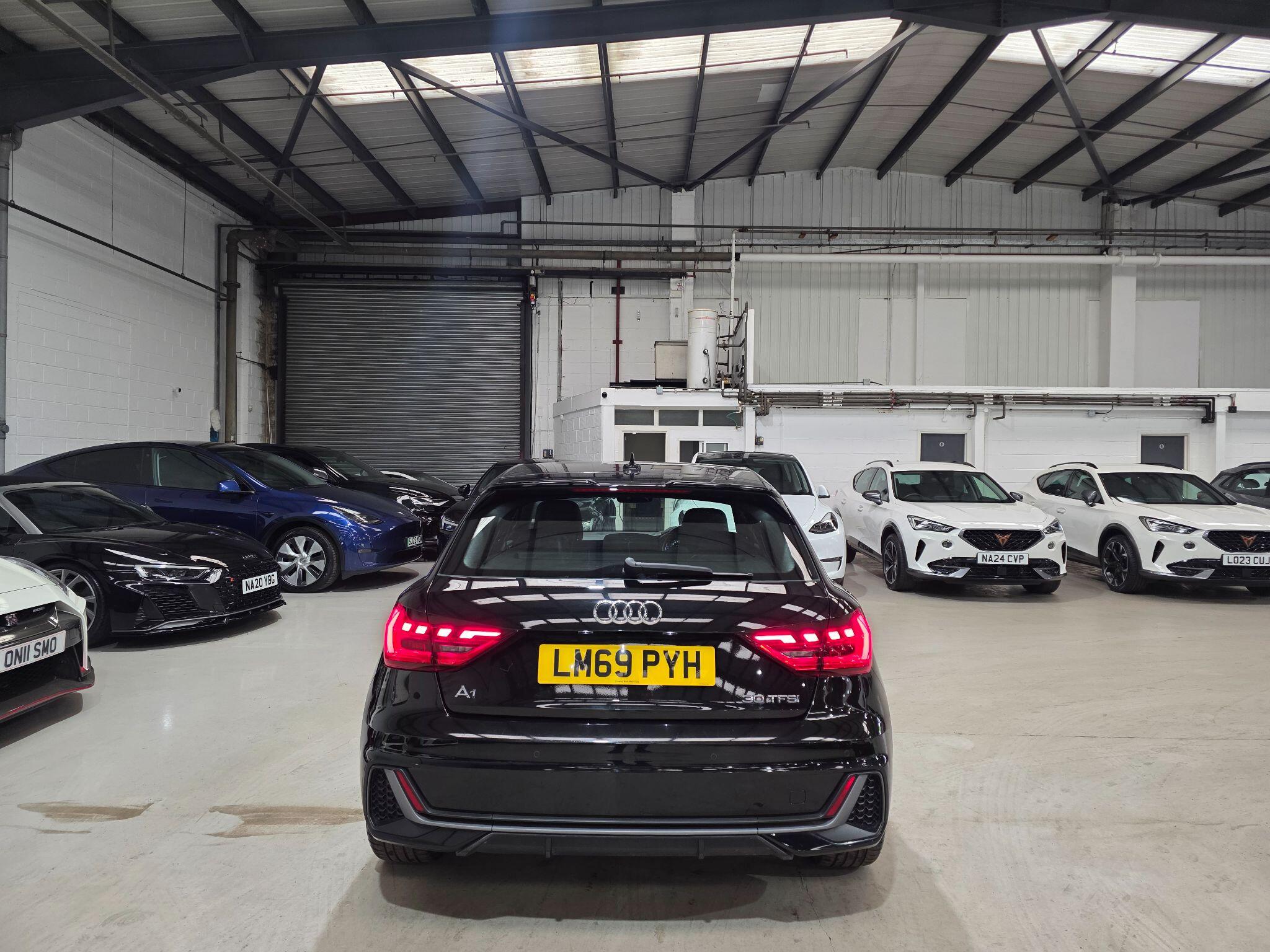 Audi A1 view 4