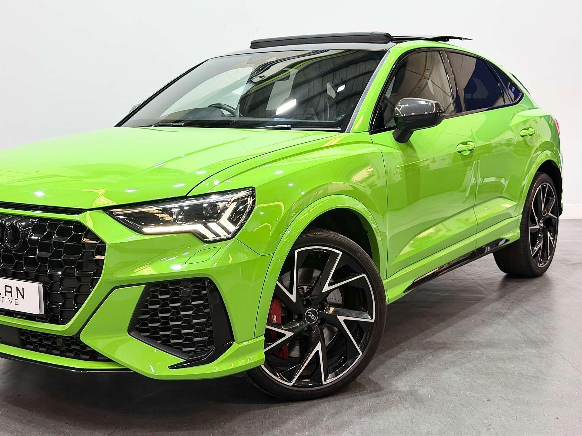 Audi RS Q3 view 14