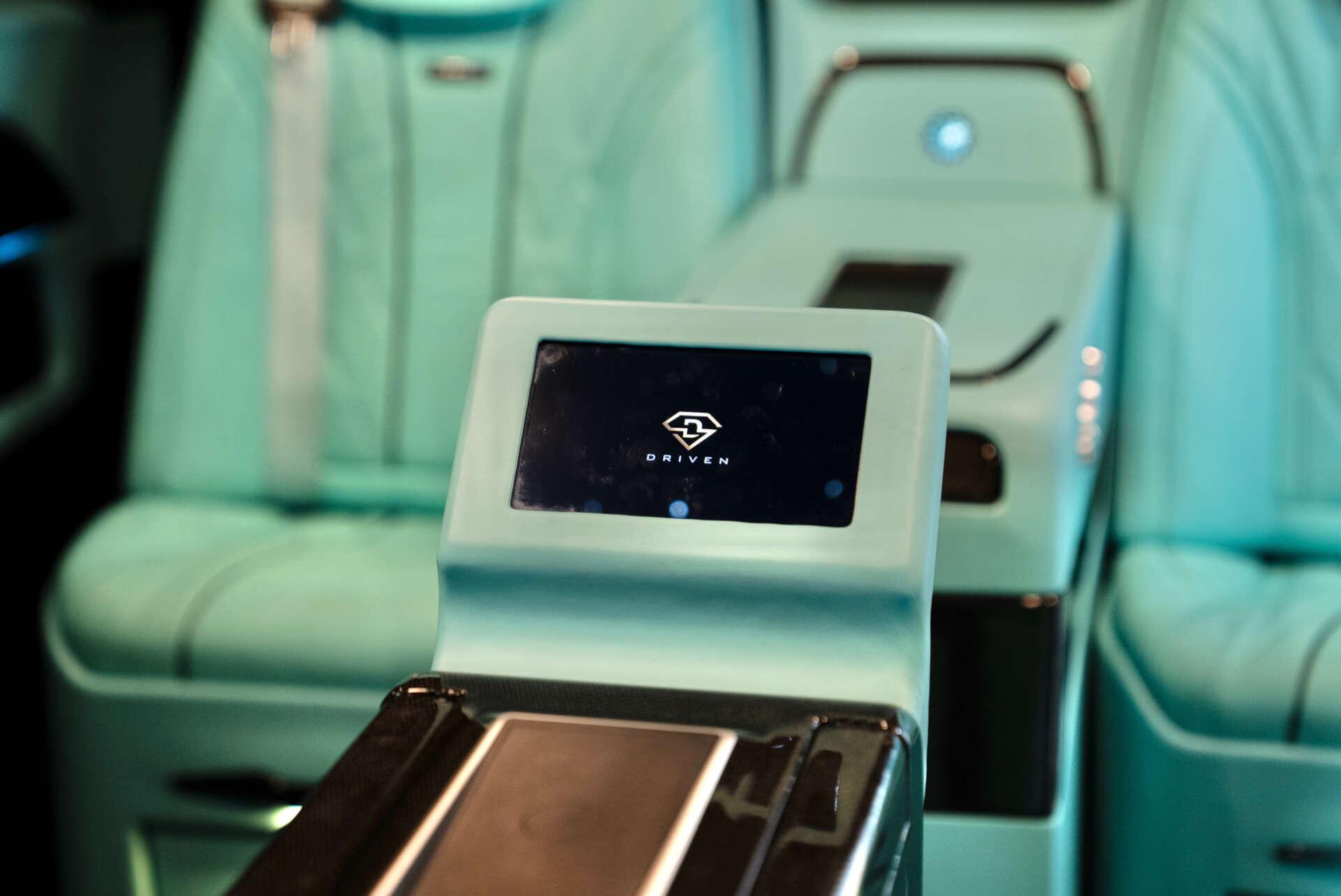 Mercedes-Benz V Class view 35