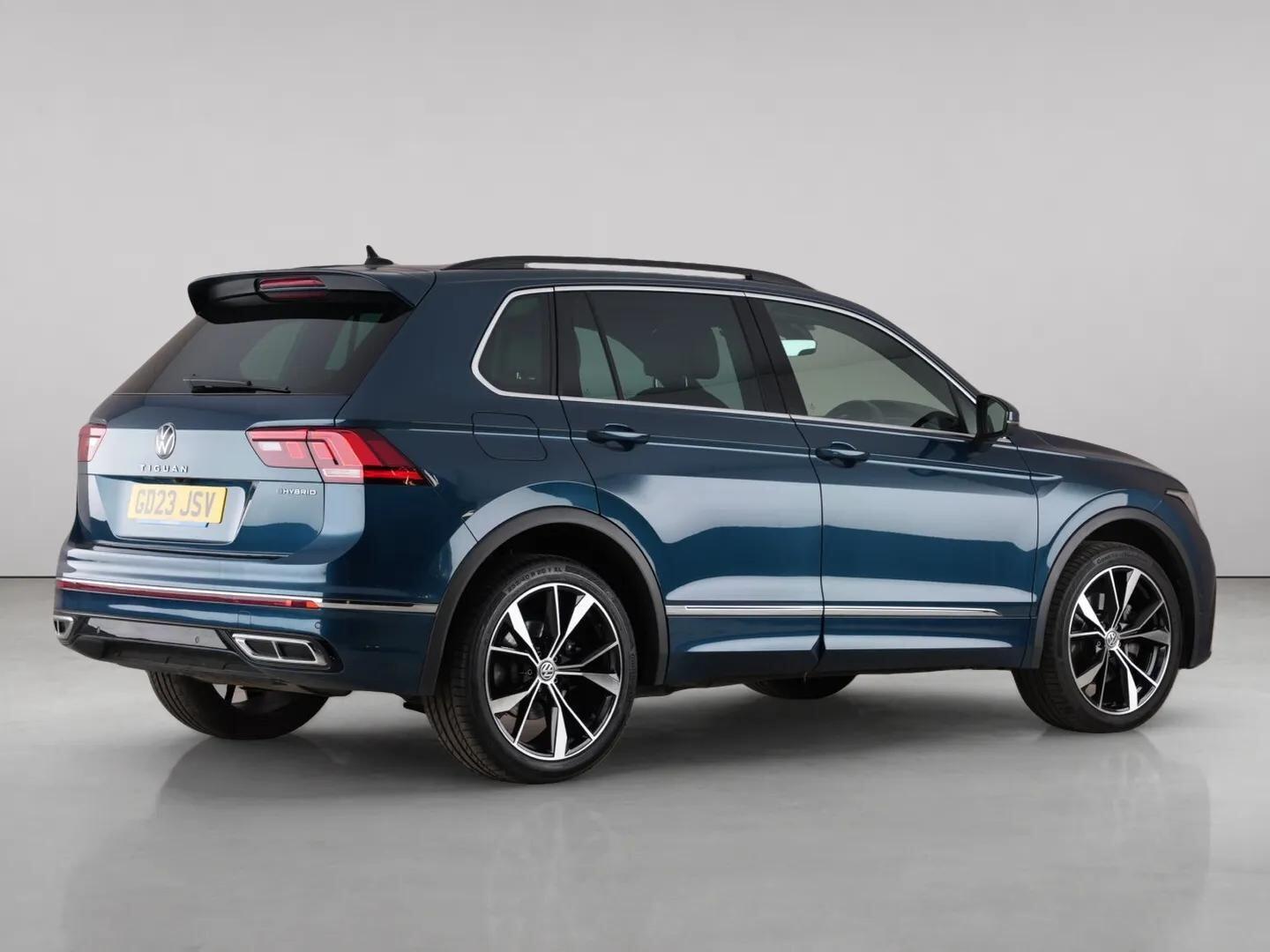 Volkswagen Tiguan view 6