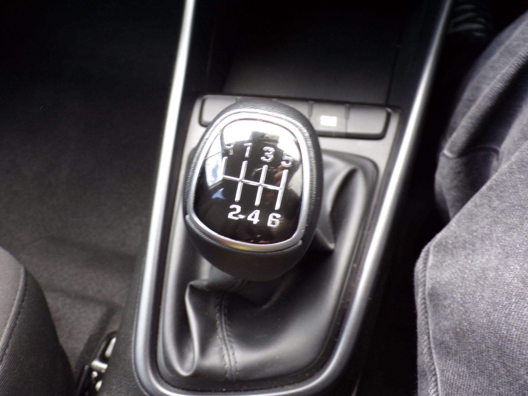 Hyundai I20 view 24