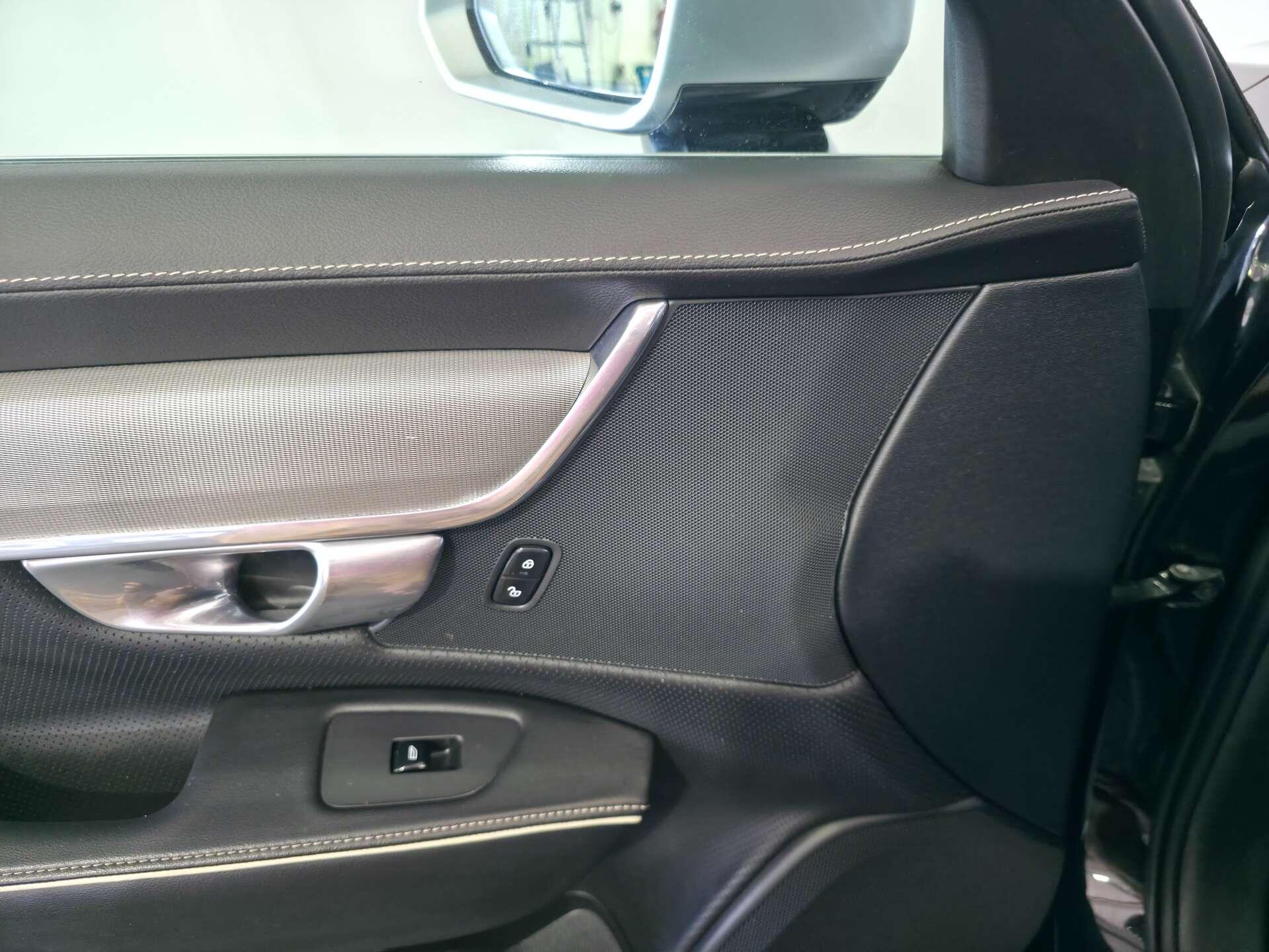 Volvo S90 view 71