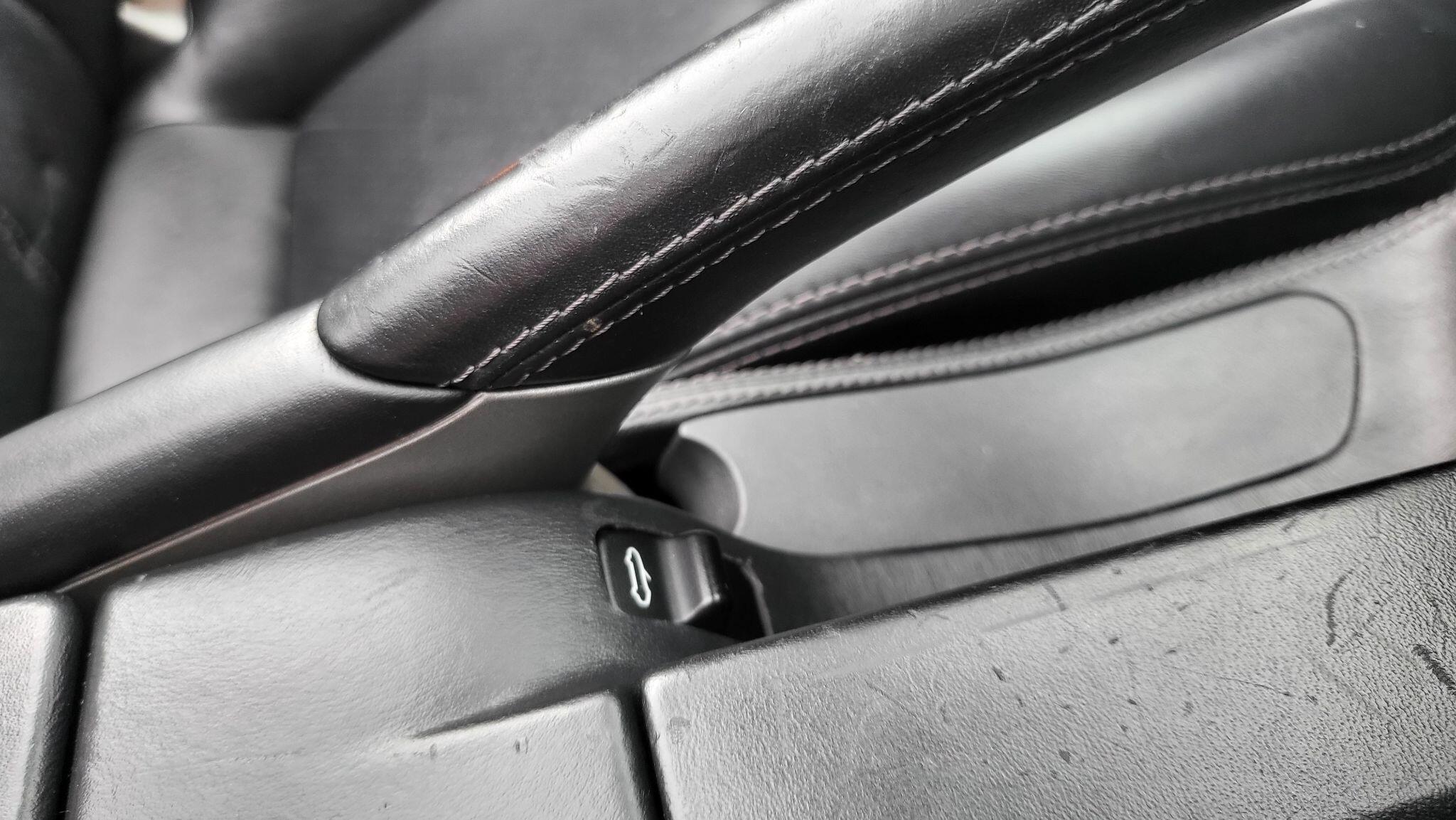 Porsche 911 view 36