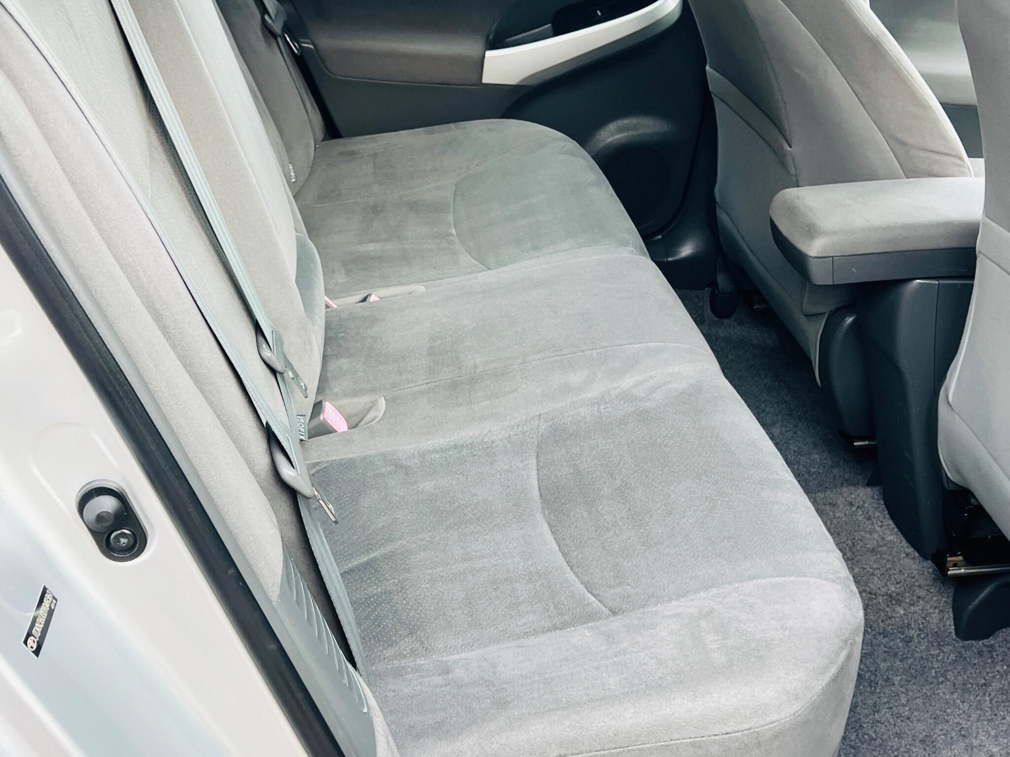 Toyota Prius view 37