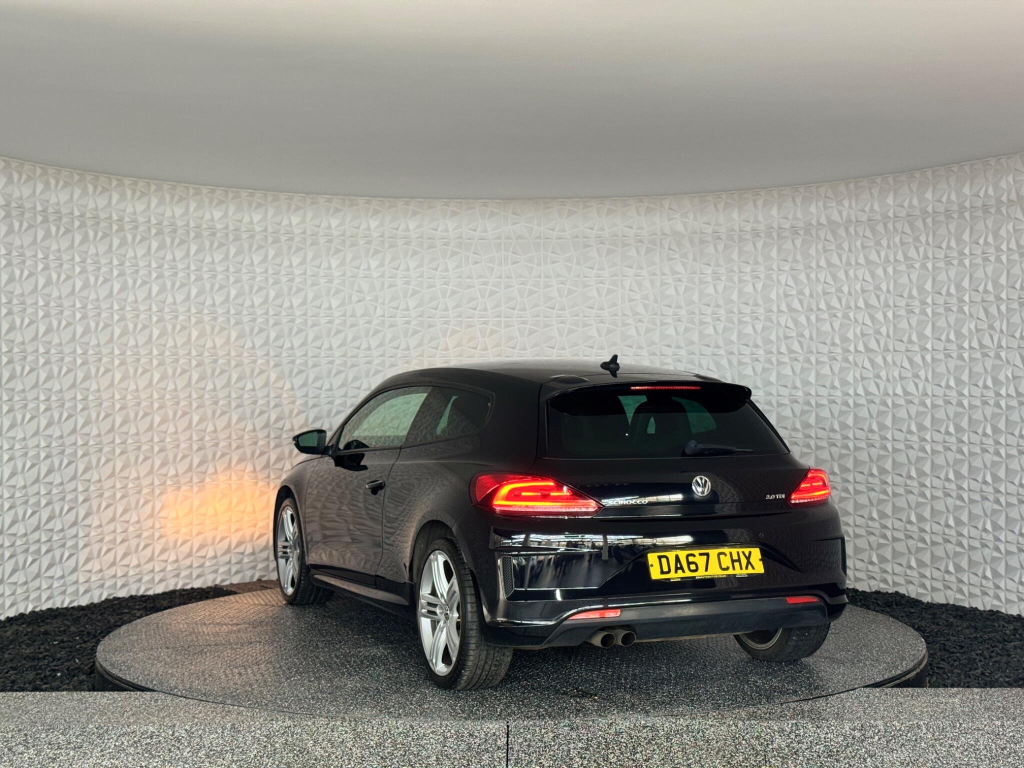 Volkswagen Scirocco view 16